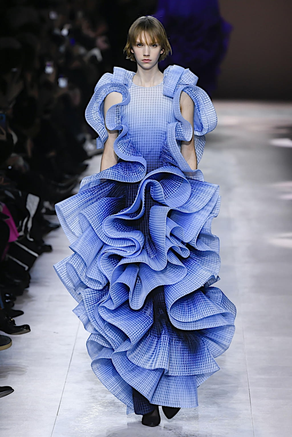 Fashion Week Paris Spring/Summer 2020 look 7 de la collection Givenchy couture