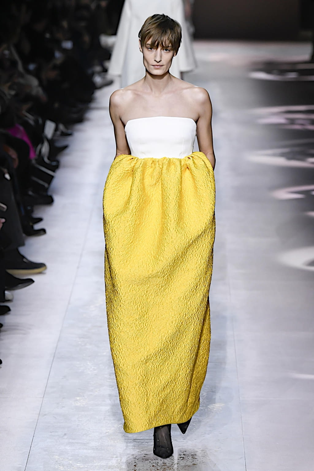 Fashion Week Paris Spring/Summer 2020 look 18 de la collection Givenchy couture