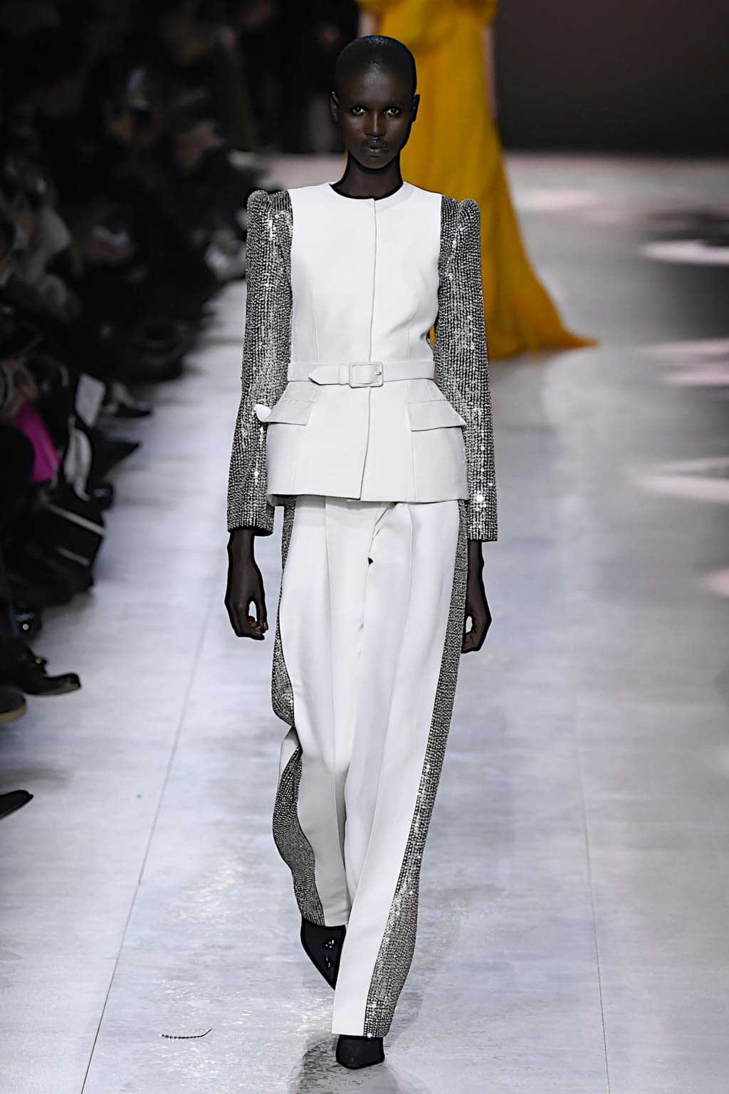 Fashion Week Paris Spring/Summer 2020 look 25 de la collection Givenchy couture