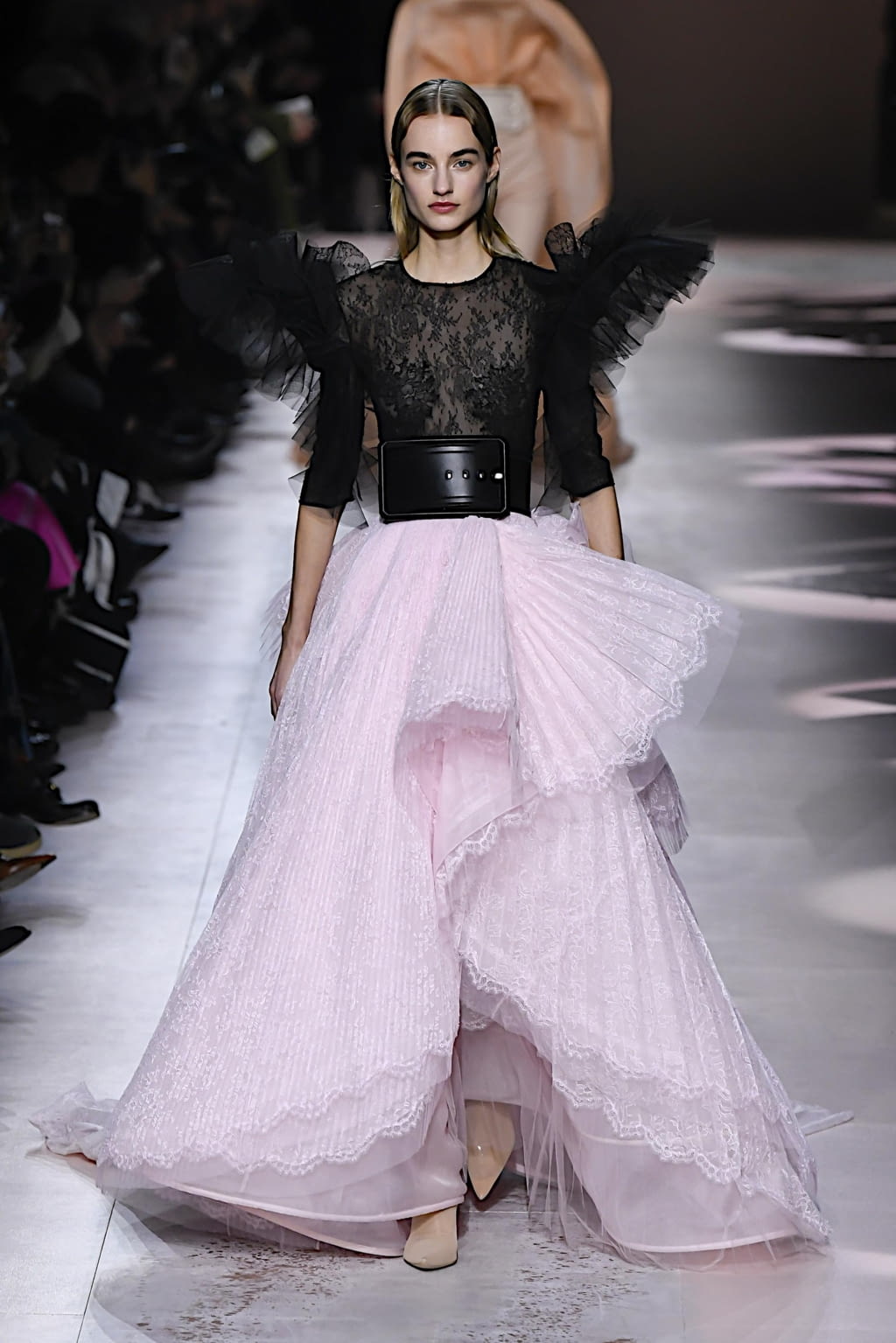 Fashion Week Paris Spring/Summer 2020 look 30 de la collection Givenchy couture
