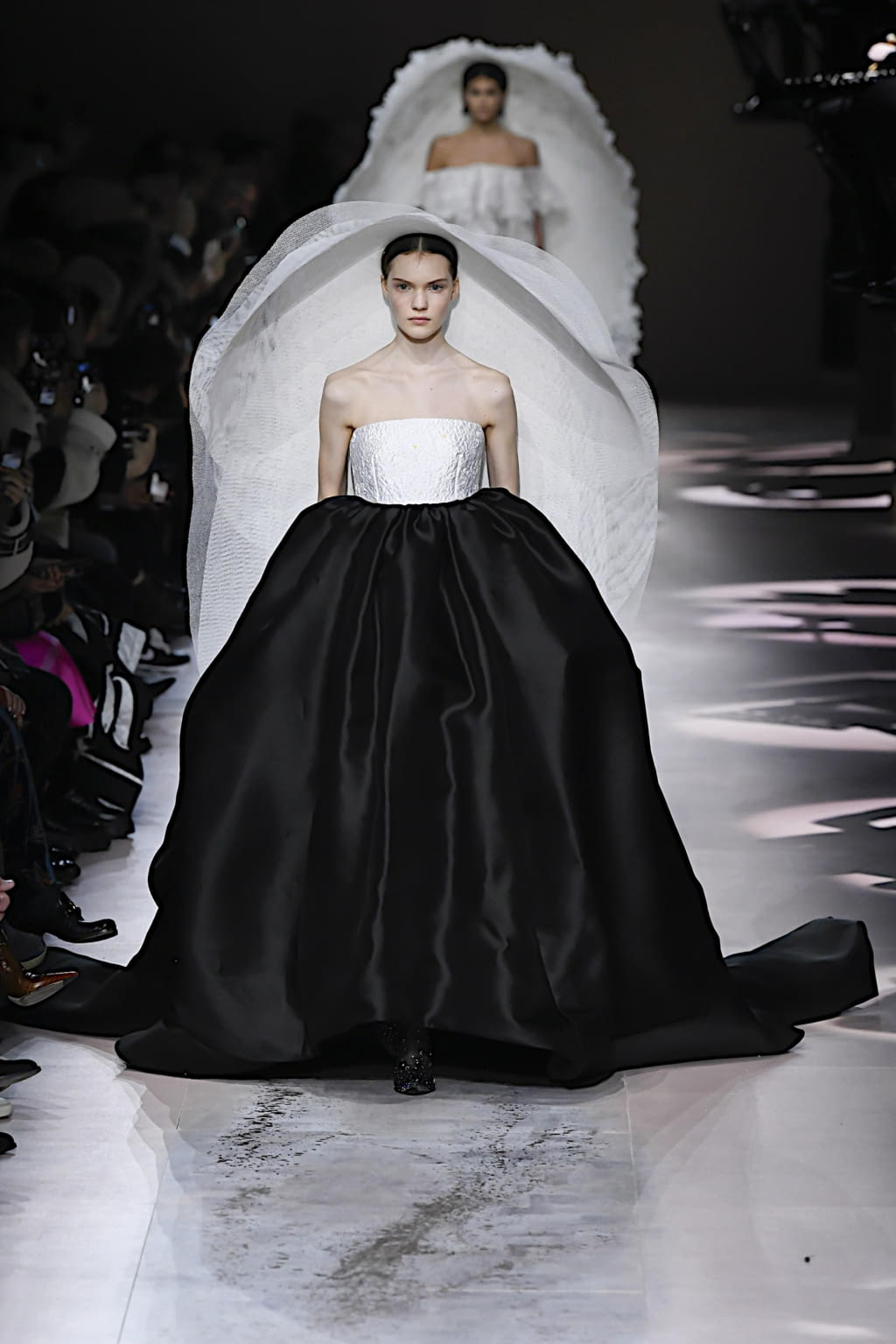 Fashion Week Paris Spring/Summer 2020 look 40 de la collection Givenchy couture