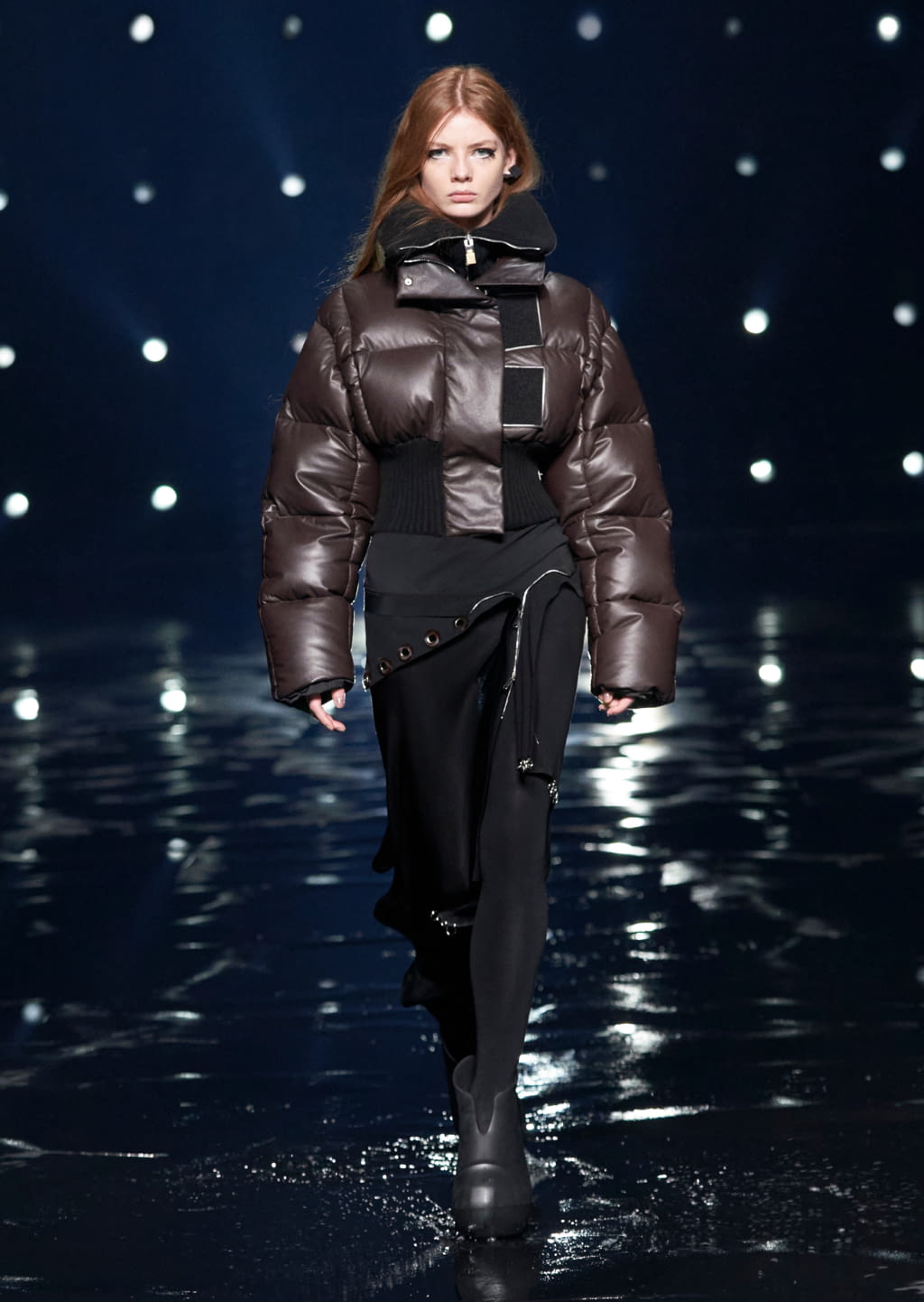 Fashion Week Paris Fall/Winter 2021 look 12 de la collection Givenchy womenswear