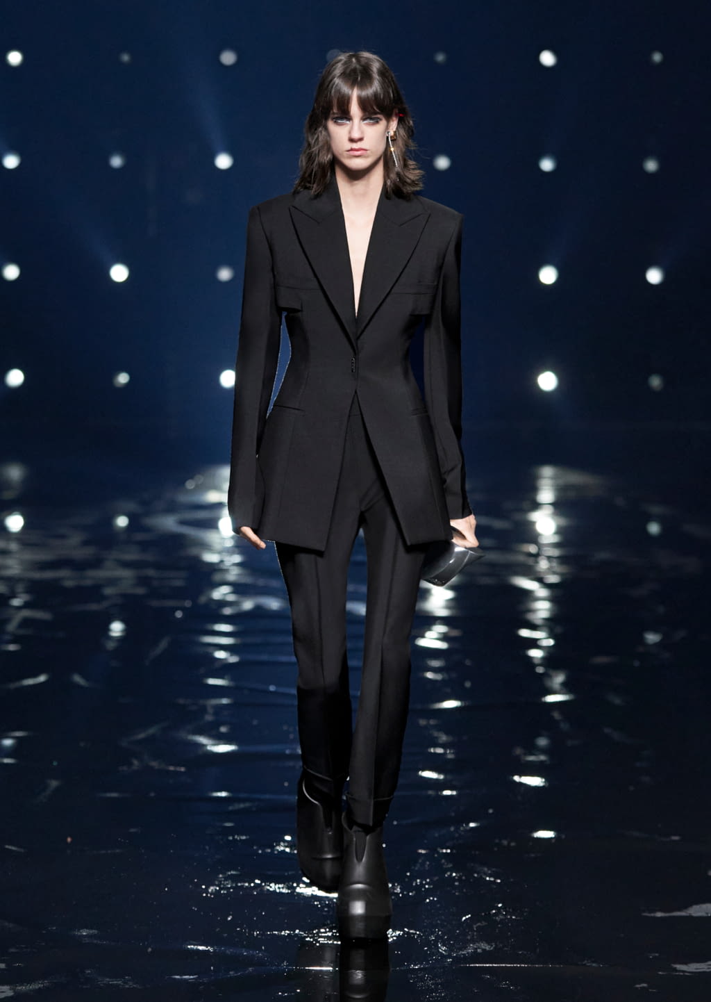 Fashion Week Paris Fall/Winter 2021 look 63 de la collection Givenchy womenswear
