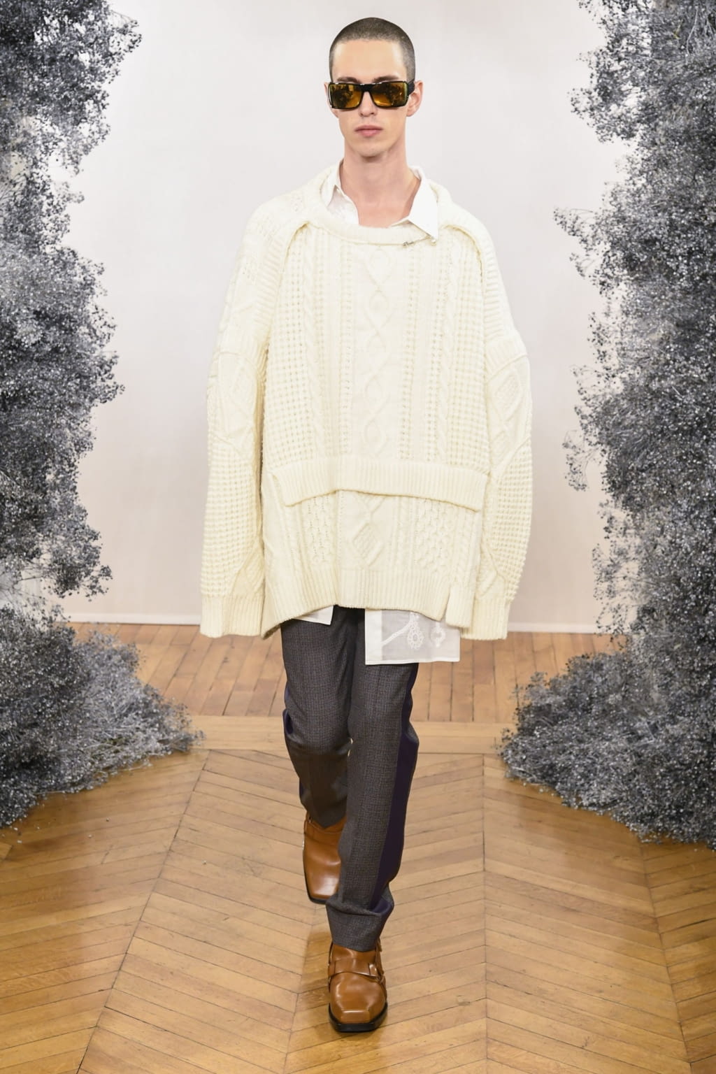 Fashion Week Paris Fall/Winter 2020 look 14 de la collection Givenchy menswear