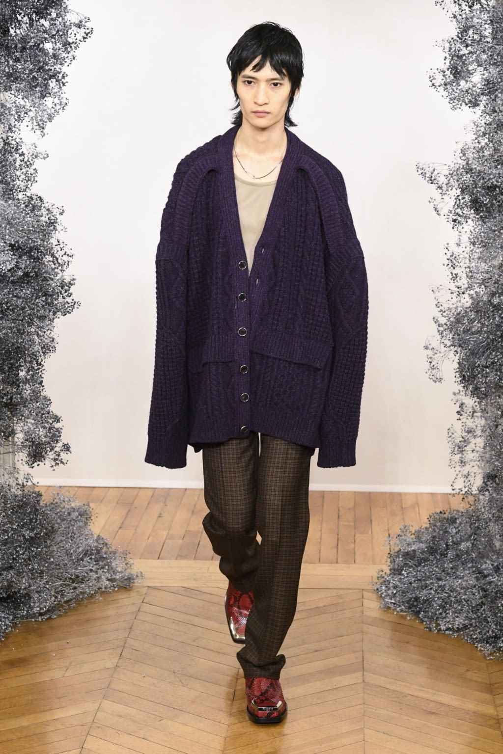 Fashion Week Paris Fall/Winter 2020 look 24 de la collection Givenchy menswear