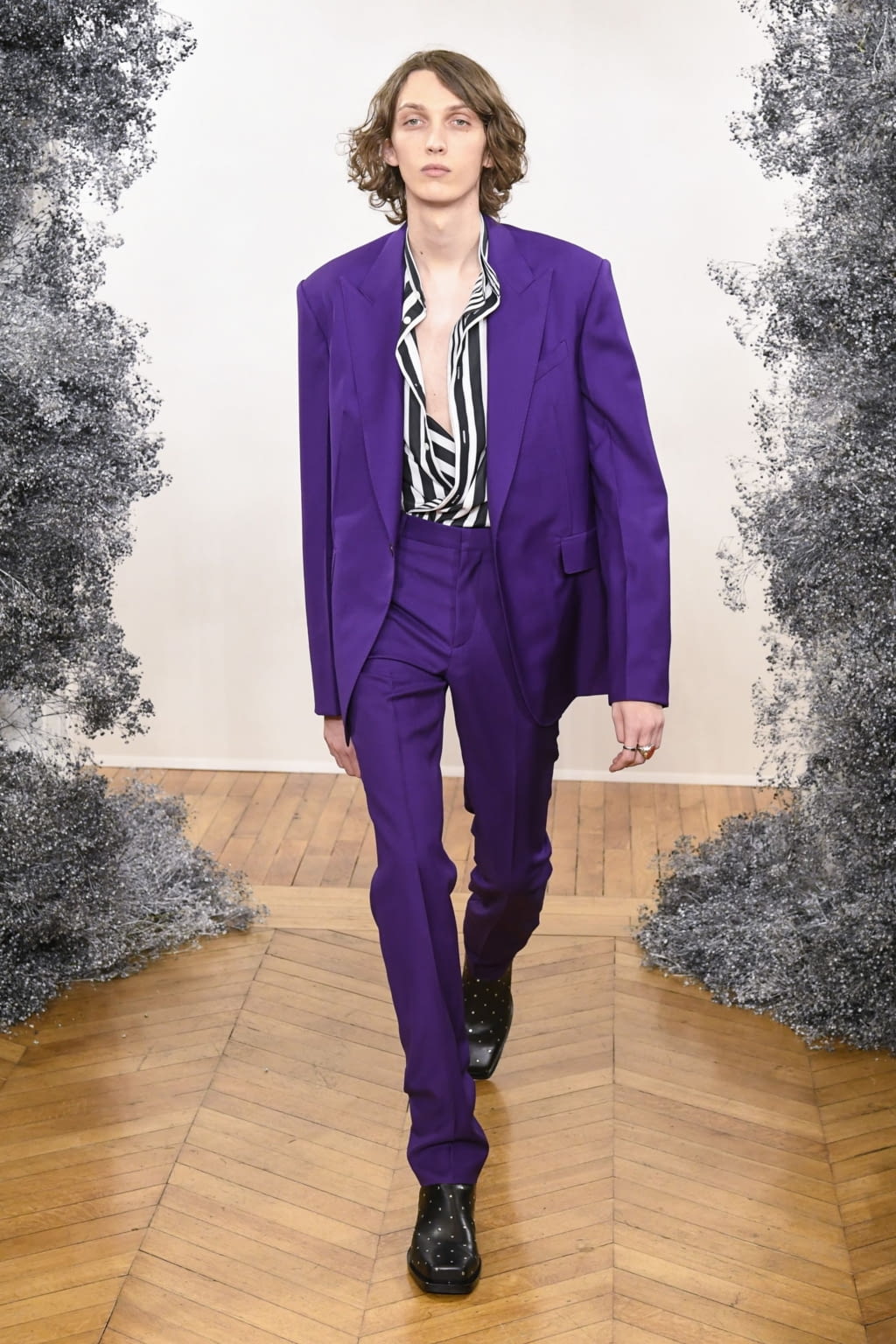 Fashion Week Paris Fall/Winter 2020 look 30 de la collection Givenchy menswear