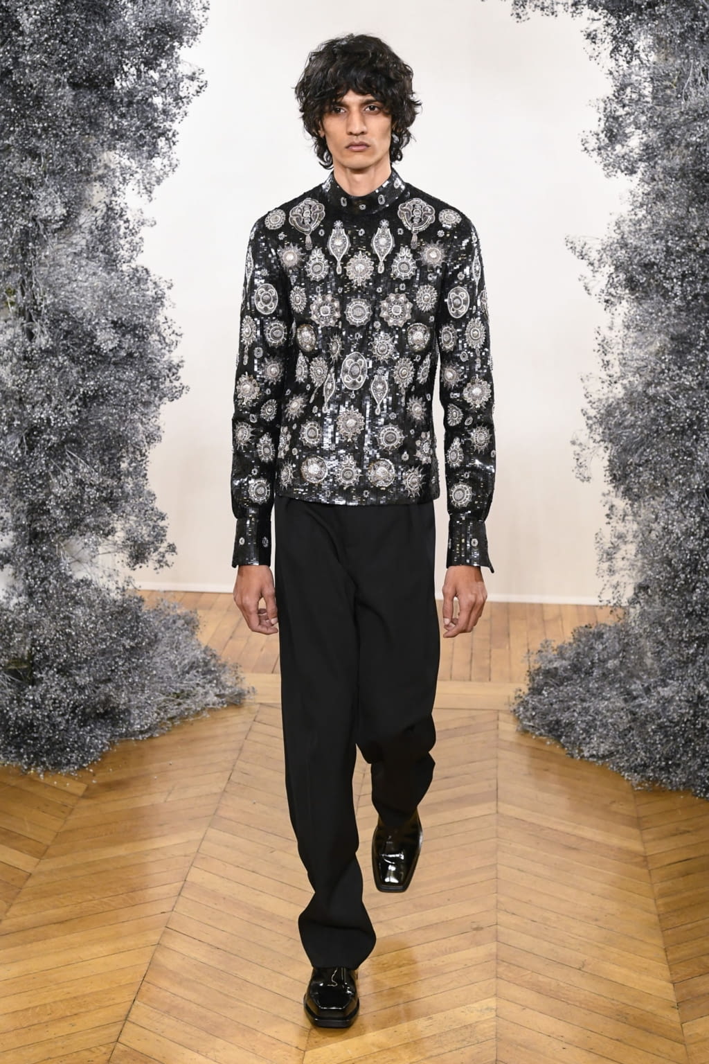 Fashion Week Paris Fall/Winter 2020 look 36 de la collection Givenchy menswear