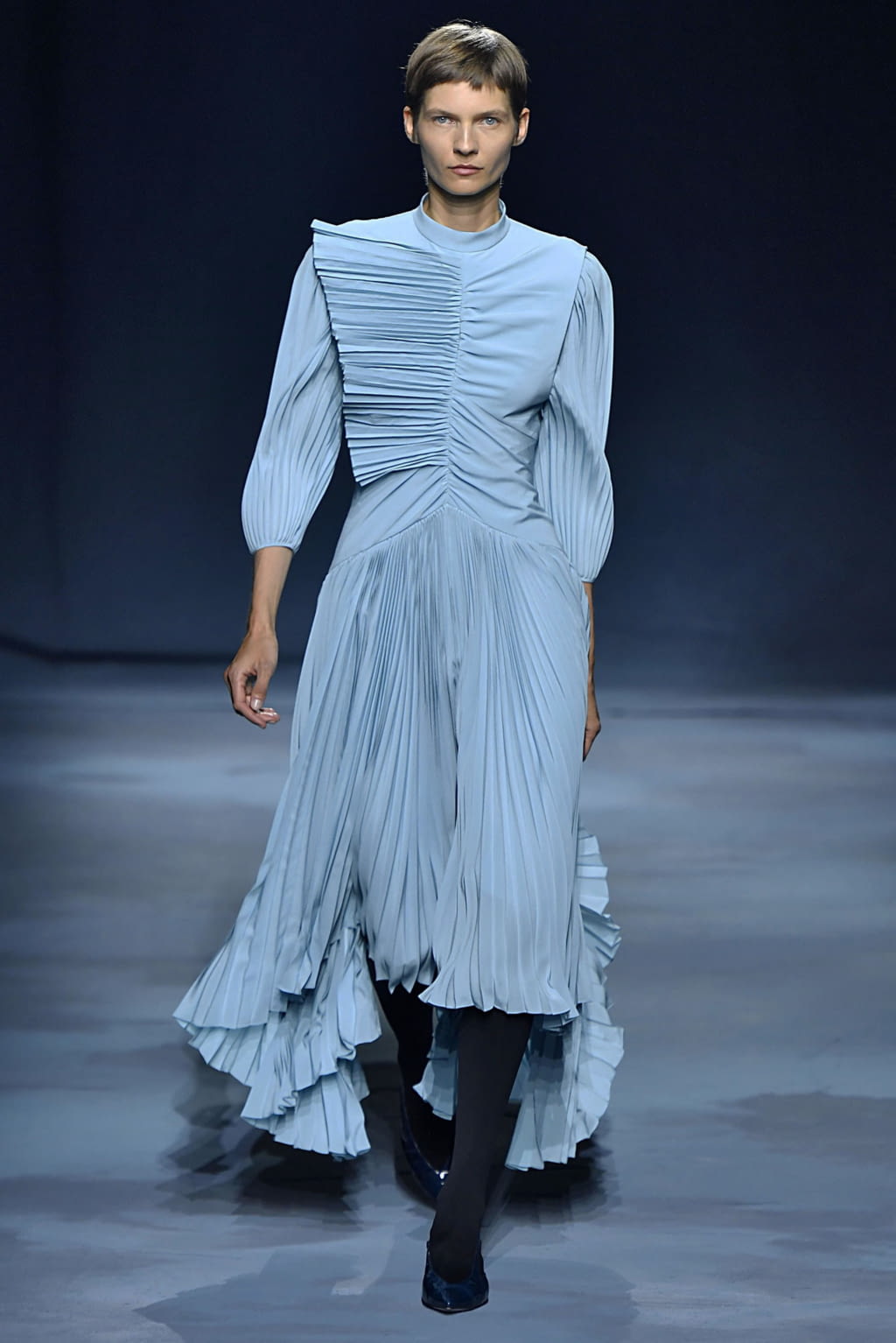 Fashion Week Paris Spring/Summer 2019 look 1 de la collection Givenchy womenswear