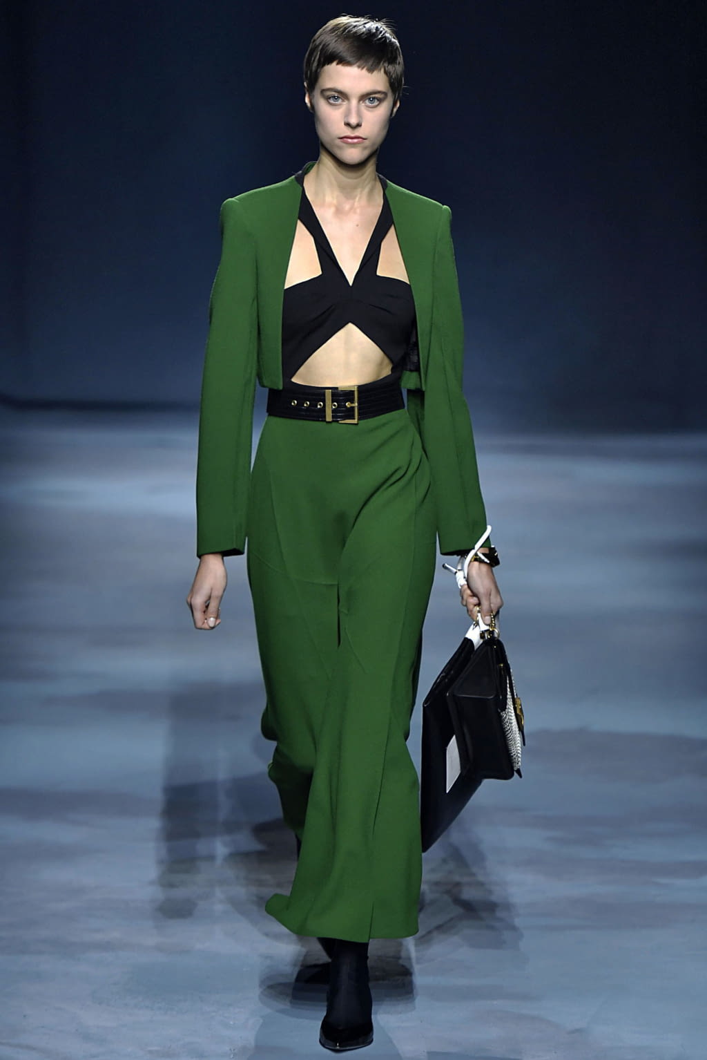 Fashion Week Paris Spring/Summer 2019 look 12 de la collection Givenchy womenswear