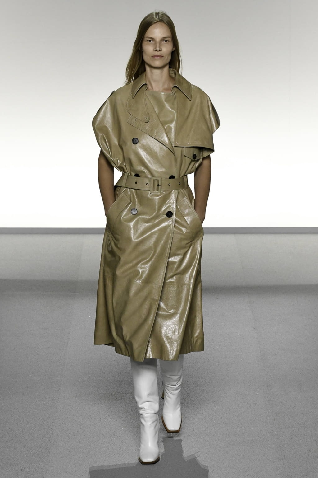 Fashion Week Paris Spring/Summer 2020 look 5 de la collection Givenchy womenswear