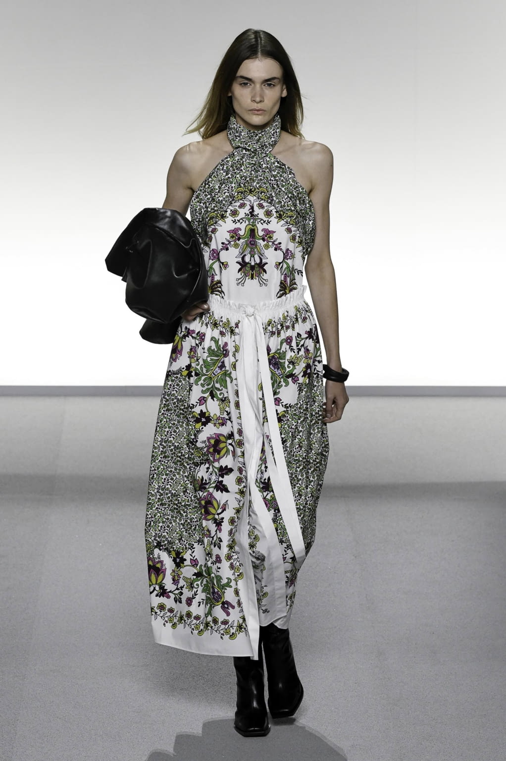 Fashion Week Paris Spring/Summer 2020 look 15 de la collection Givenchy womenswear