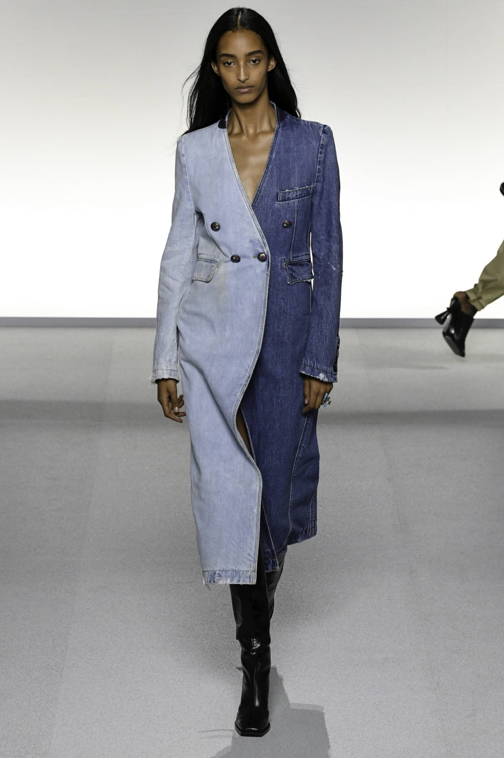 Fashion Week Paris Spring/Summer 2020 look 24 de la collection Givenchy womenswear