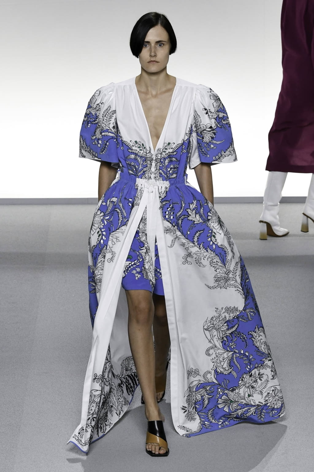 Fashion Week Paris Spring/Summer 2020 look 33 de la collection Givenchy womenswear