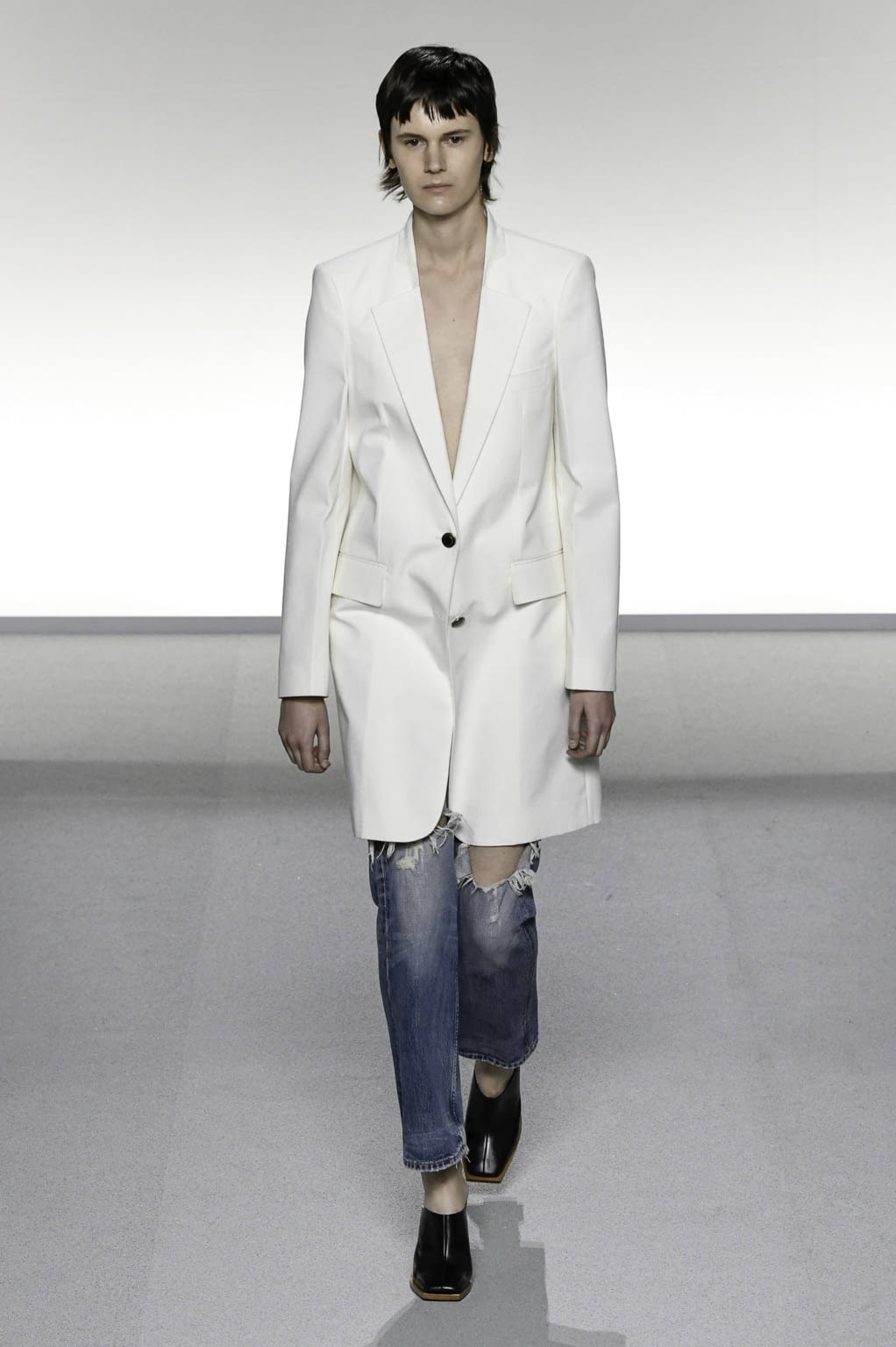 Fashion Week Paris Spring/Summer 2020 look 34 de la collection Givenchy womenswear