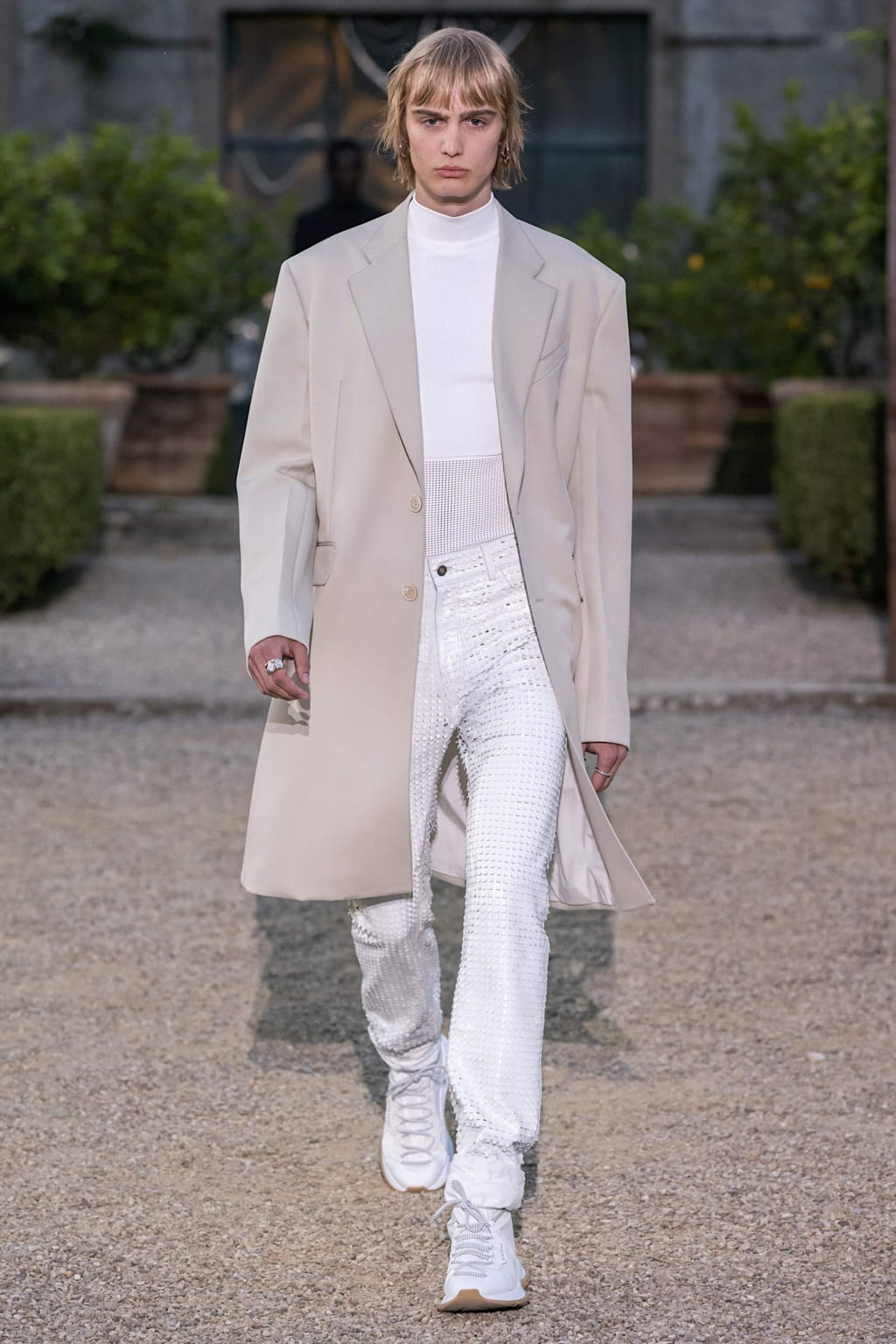 Fashion Week Florence Spring/Summer 2020 look 4 from the Givenchy collection menswear