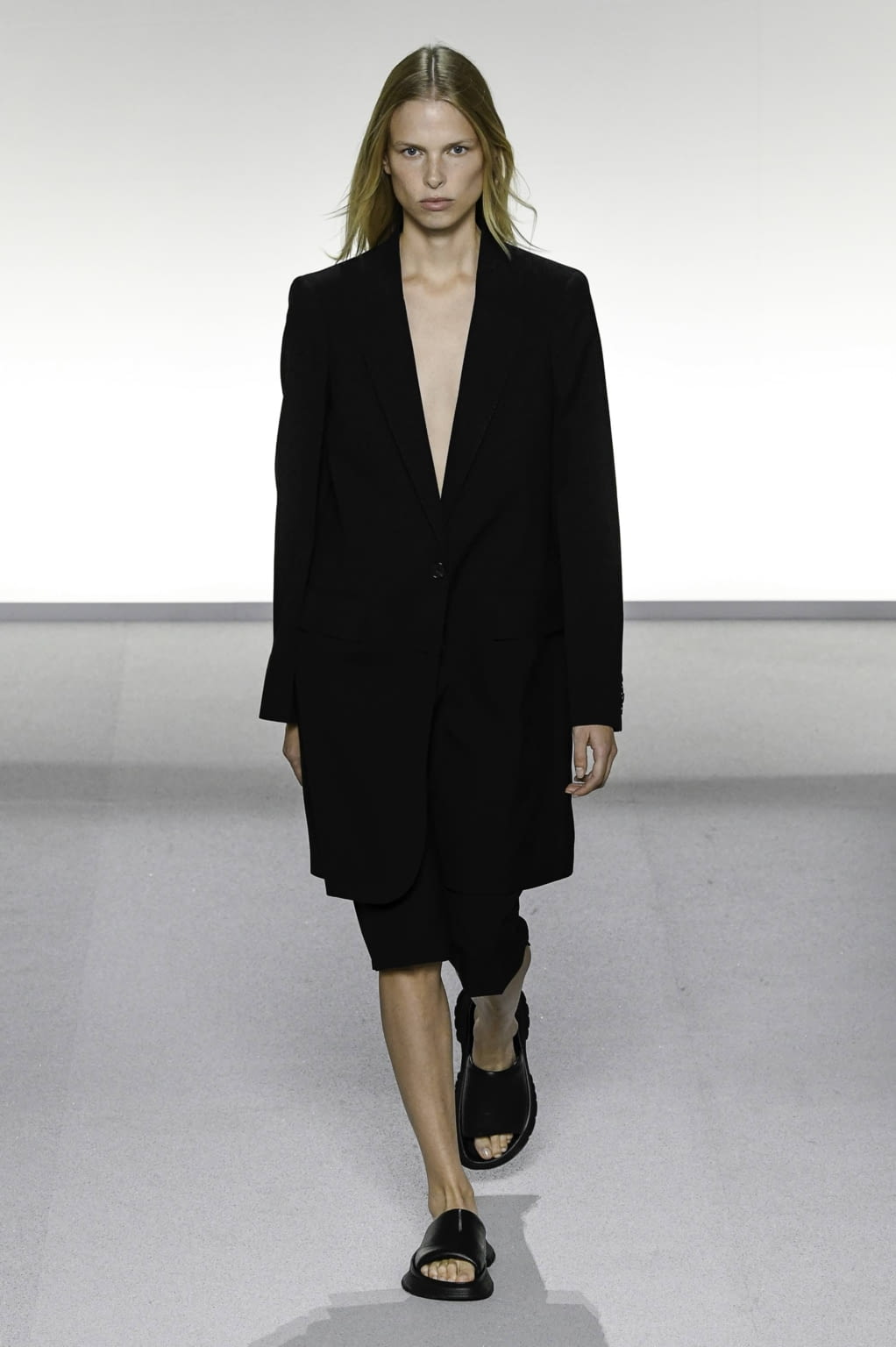 Fashion Week Paris Spring/Summer 2020 look 41 de la collection Givenchy womenswear