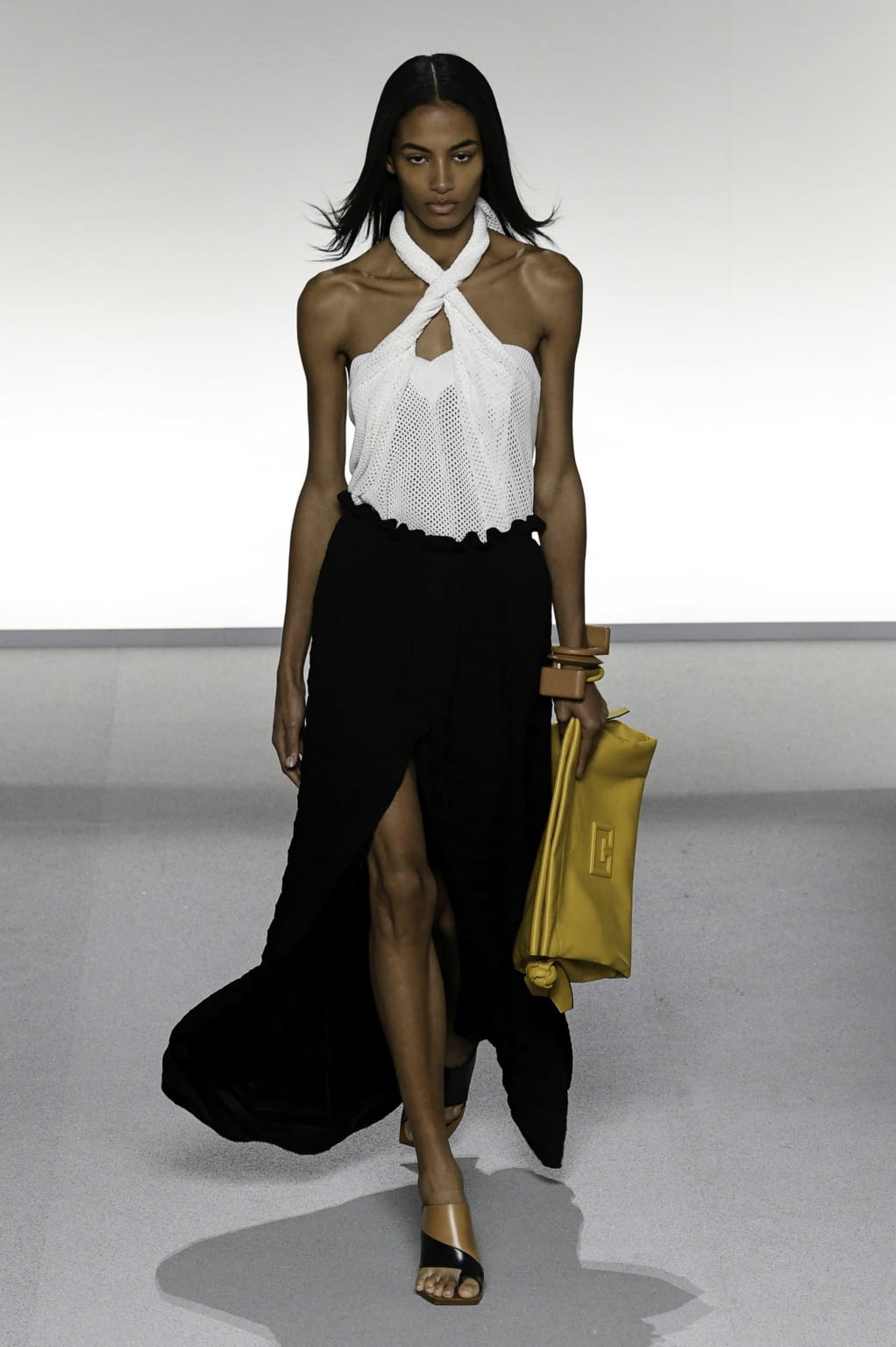Fashion Week Paris Spring/Summer 2020 look 42 de la collection Givenchy womenswear
