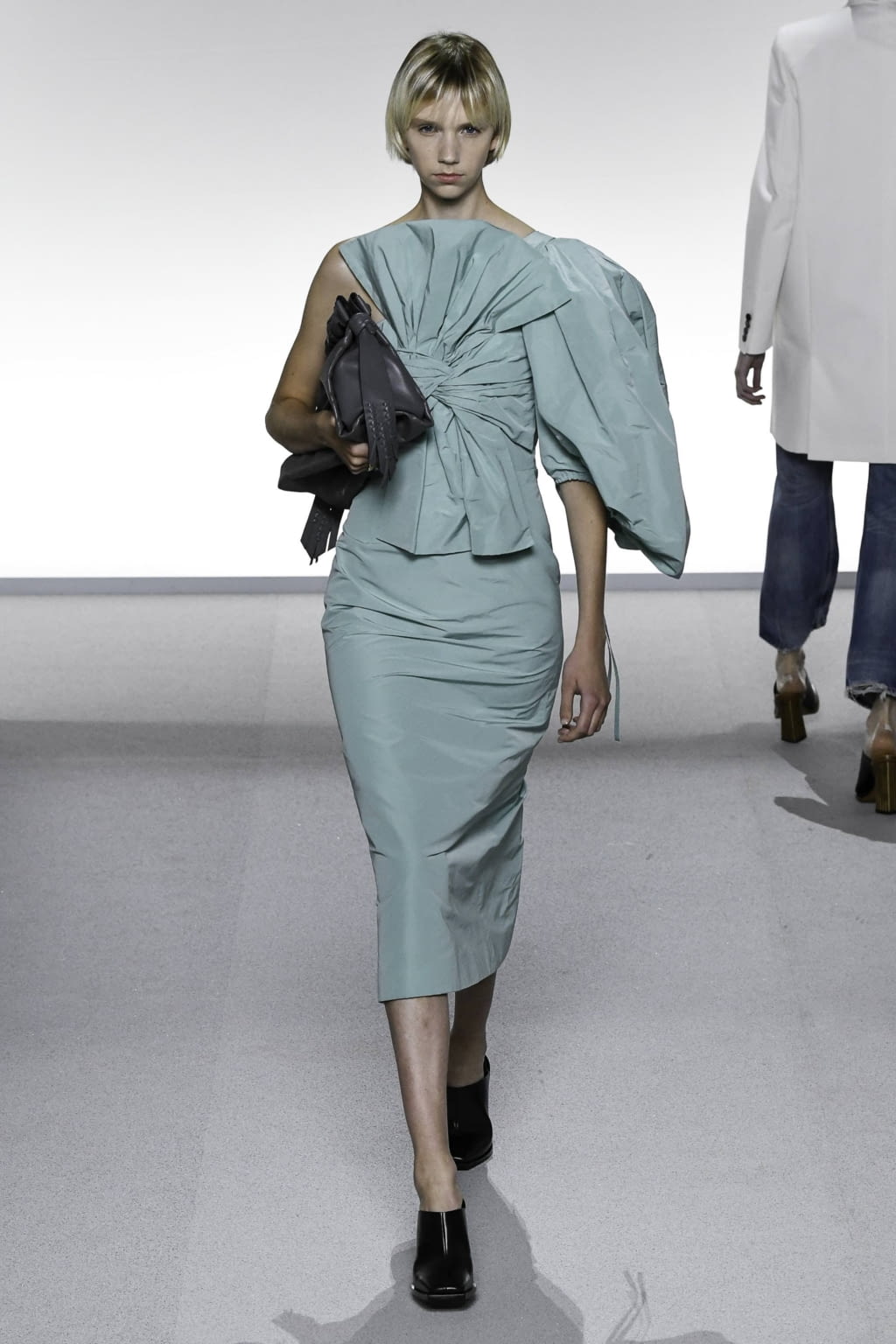 Fashion Week Paris Spring/Summer 2020 look 47 de la collection Givenchy womenswear