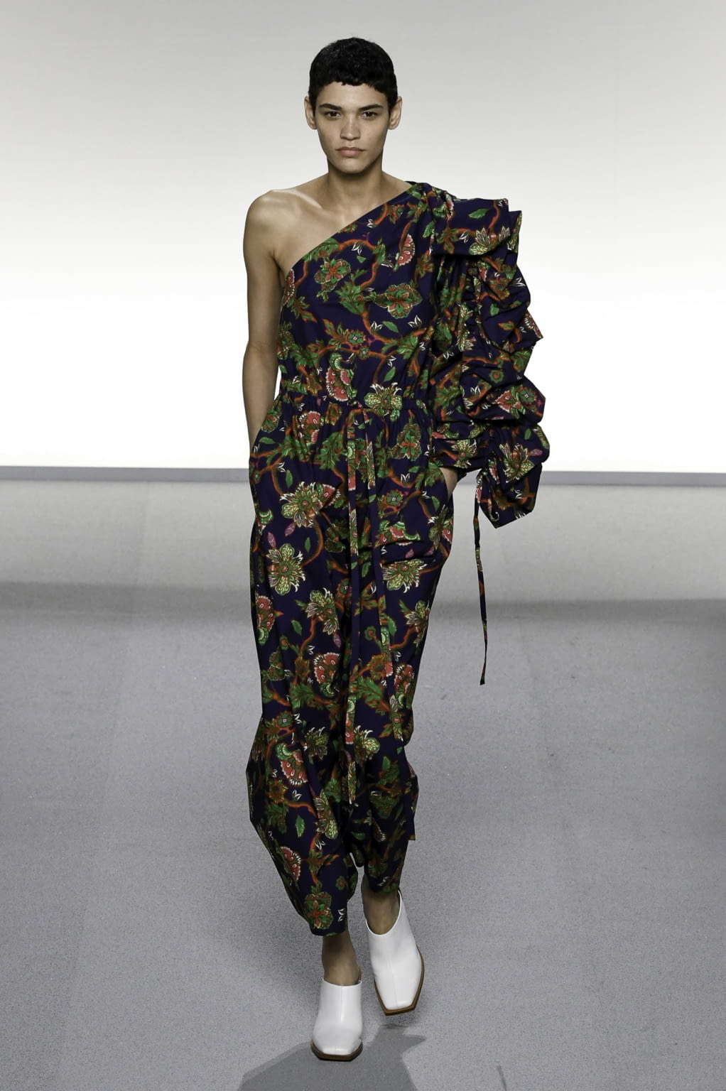 Fashion Week Paris Spring/Summer 2020 look 50 de la collection Givenchy womenswear