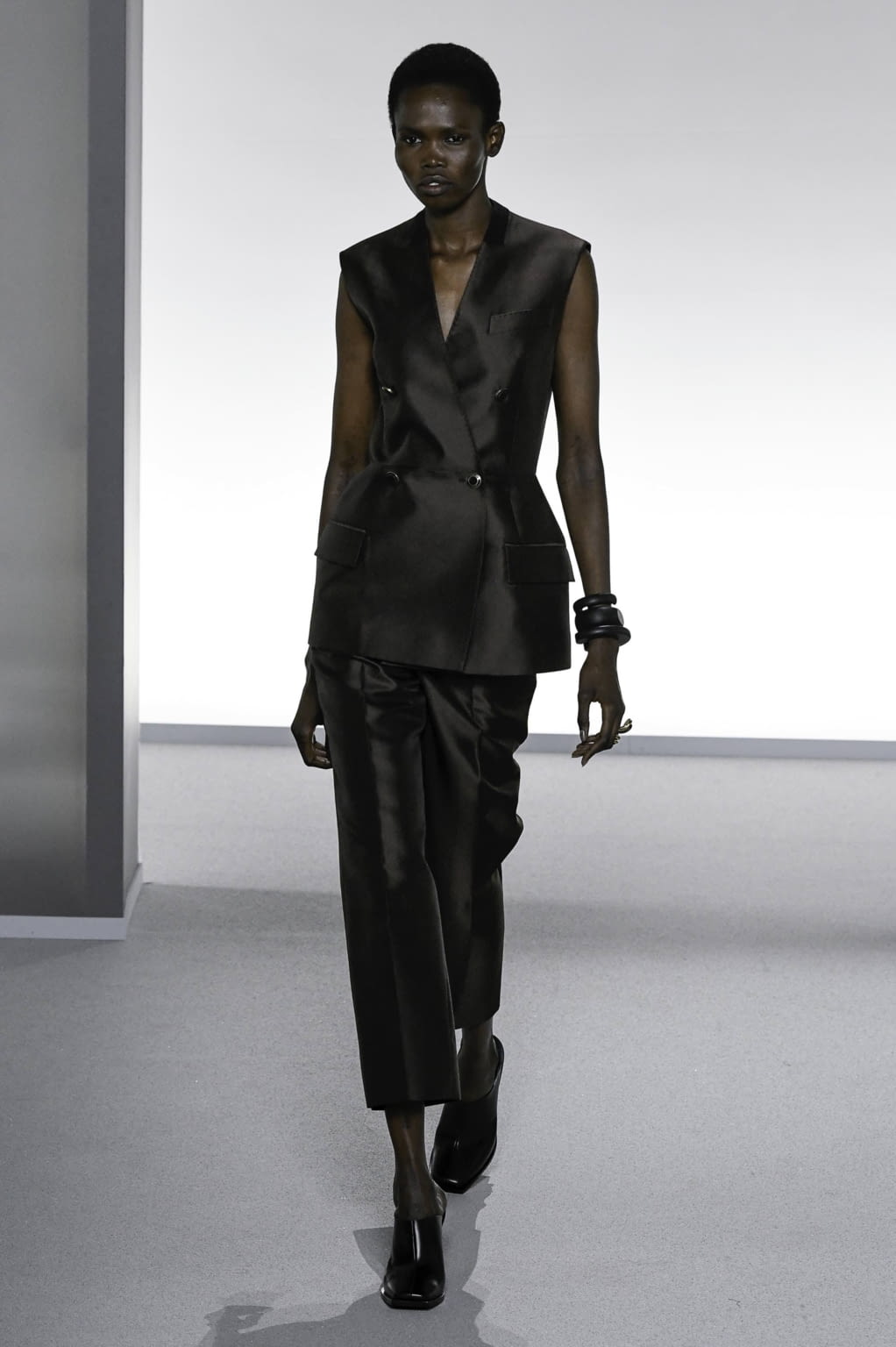 Fashion Week Paris Spring/Summer 2020 look 55 de la collection Givenchy womenswear