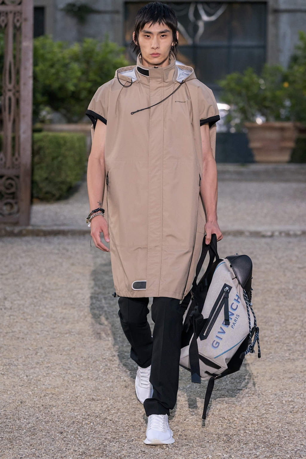 Fashion Week Florence Spring/Summer 2020 look 6 from the Givenchy collection menswear