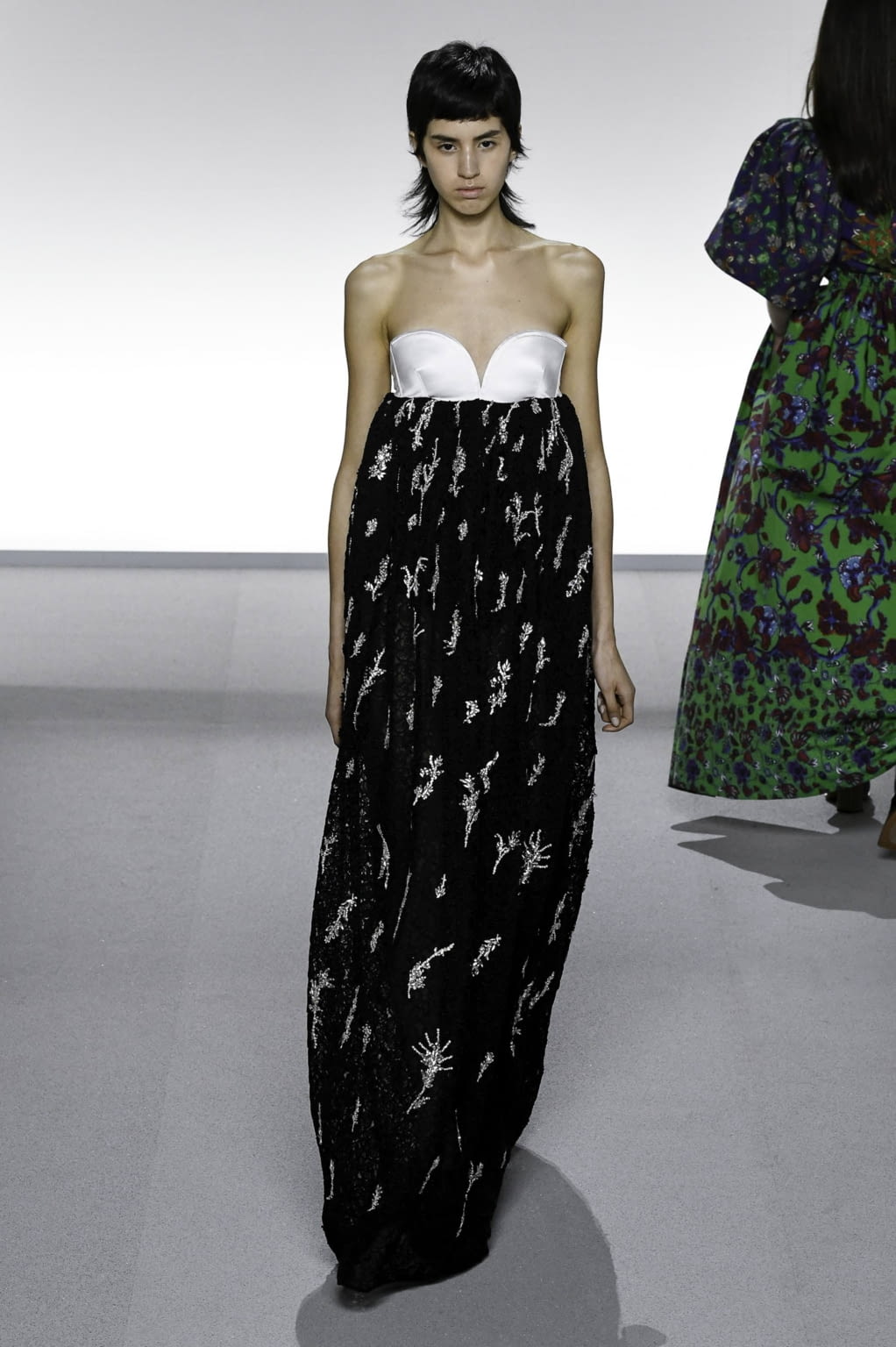 Fashion Week Paris Spring/Summer 2020 look 63 de la collection Givenchy womenswear
