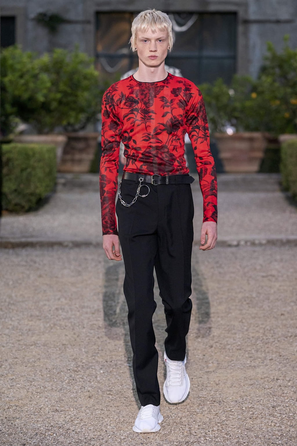 Fashion Week Florence Spring/Summer 2020 look 26 from the Givenchy collection menswear