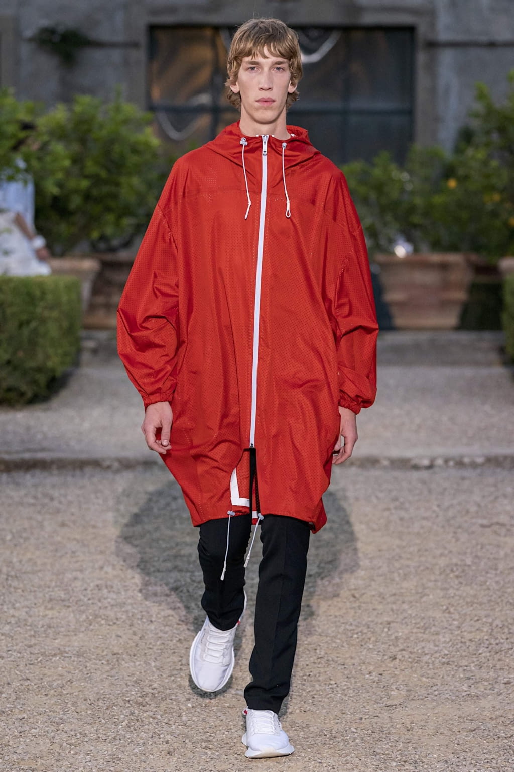 Fashion Week Florence Spring/Summer 2020 look 28 from the Givenchy collection menswear