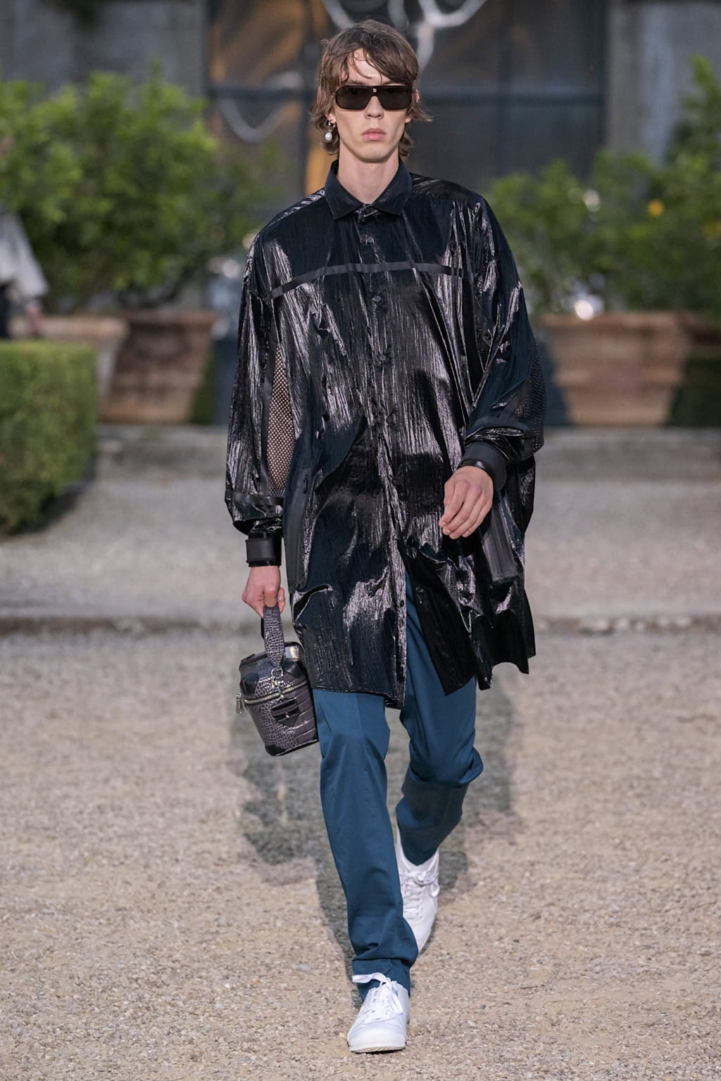 Fashion Week Florence Spring/Summer 2020 look 32 from the Givenchy collection menswear