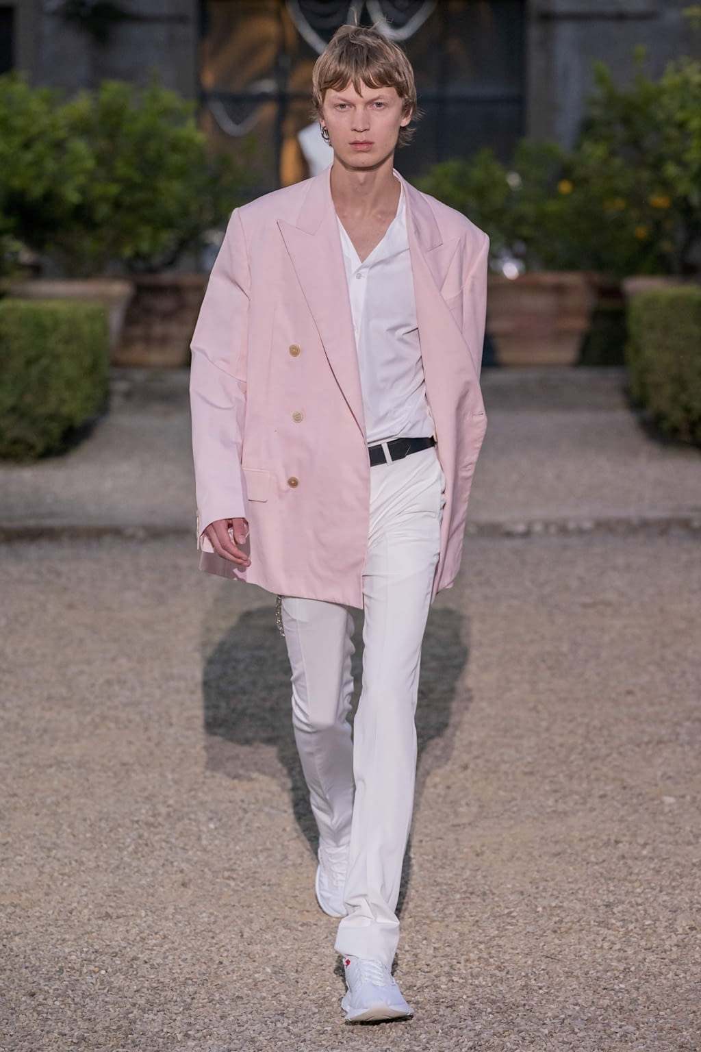 Fashion Week Florence Spring/Summer 2020 look 54 de la collection Givenchy menswear