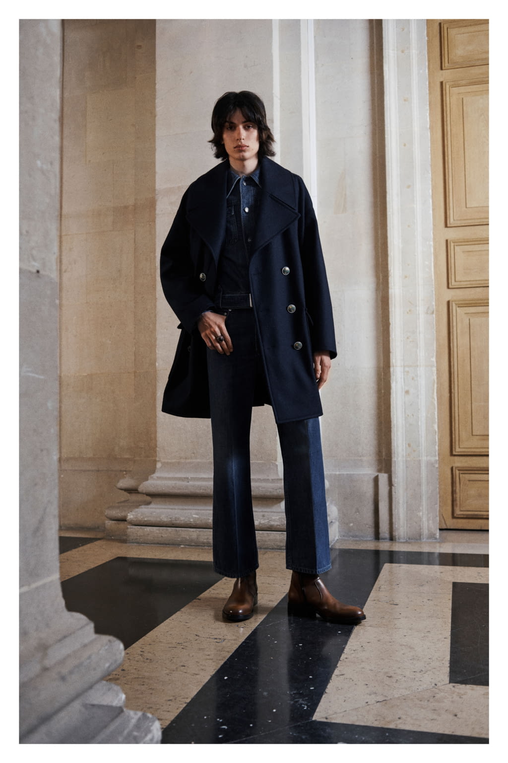 Fashion Week Paris Fall/Winter 2019 look 16 from the Givenchy collection menswear
