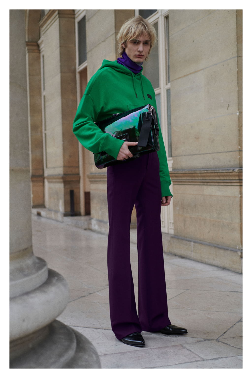 Fashion Week Paris Fall/Winter 2019 look 19 from the Givenchy collection menswear