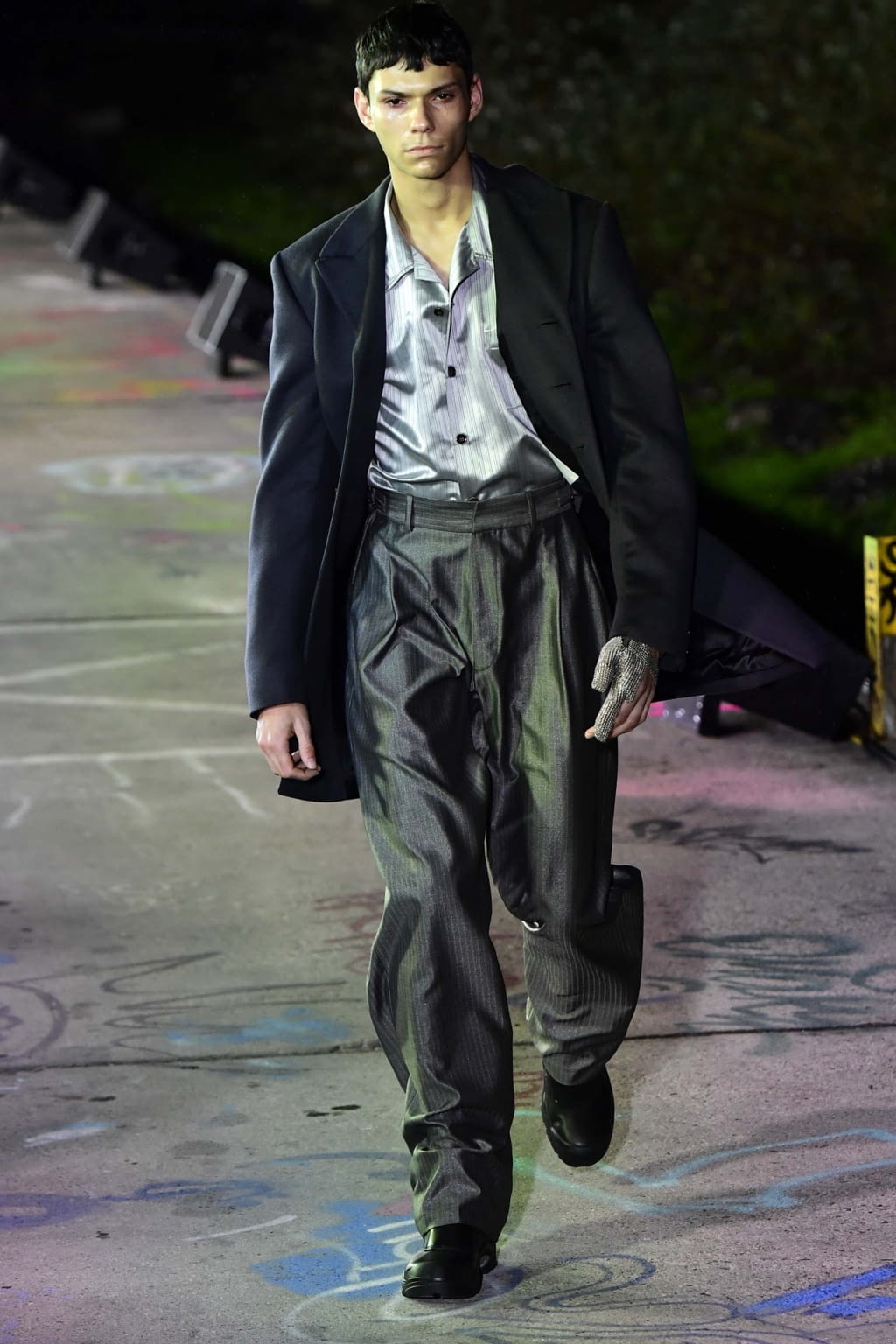 Fashion Week Paris Fall/Winter 2018 look 5 from the GmbH collection 男装