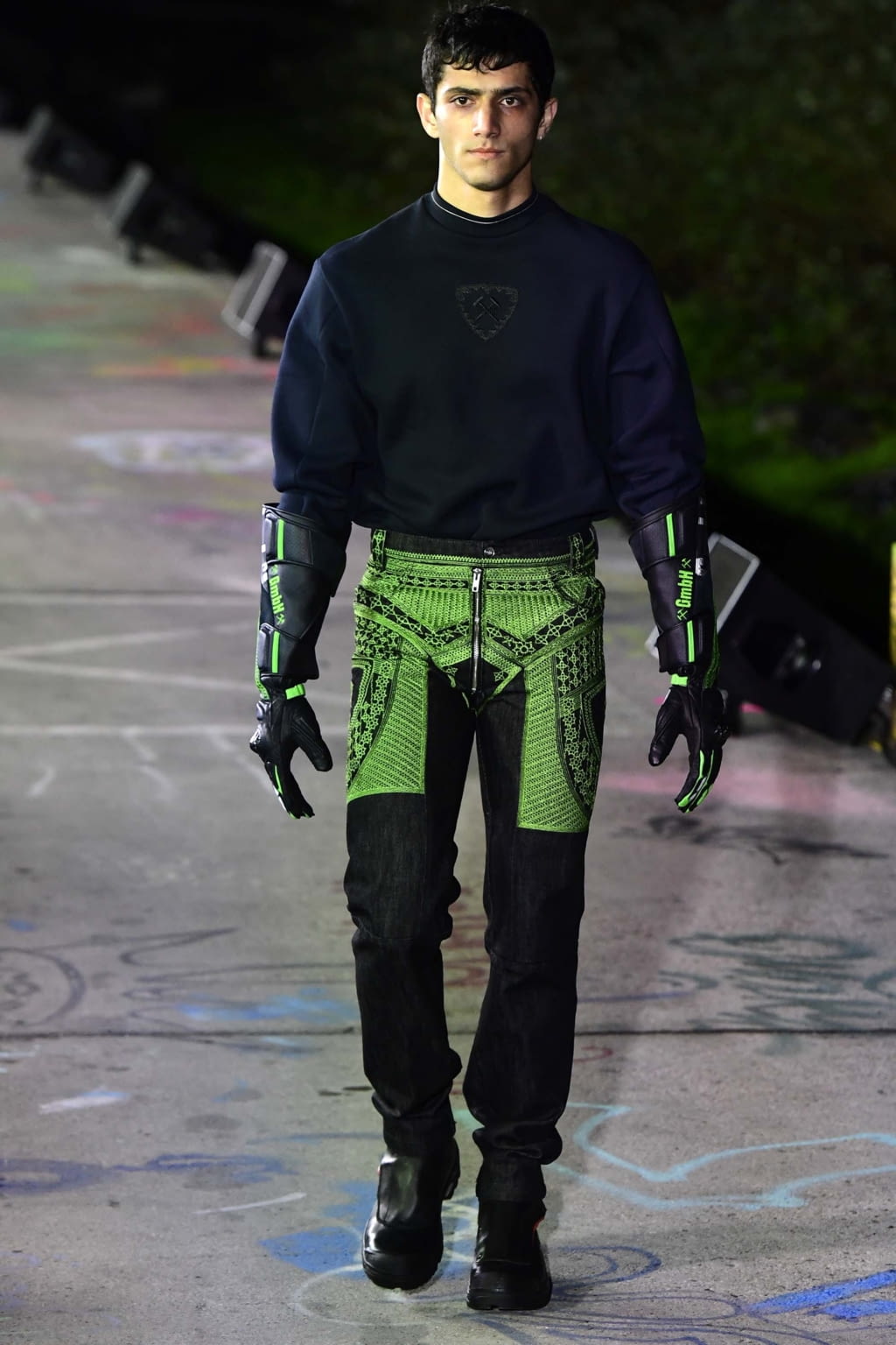 Fashion Week Paris Fall/Winter 2018 look 28 from the GmbH collection 男装