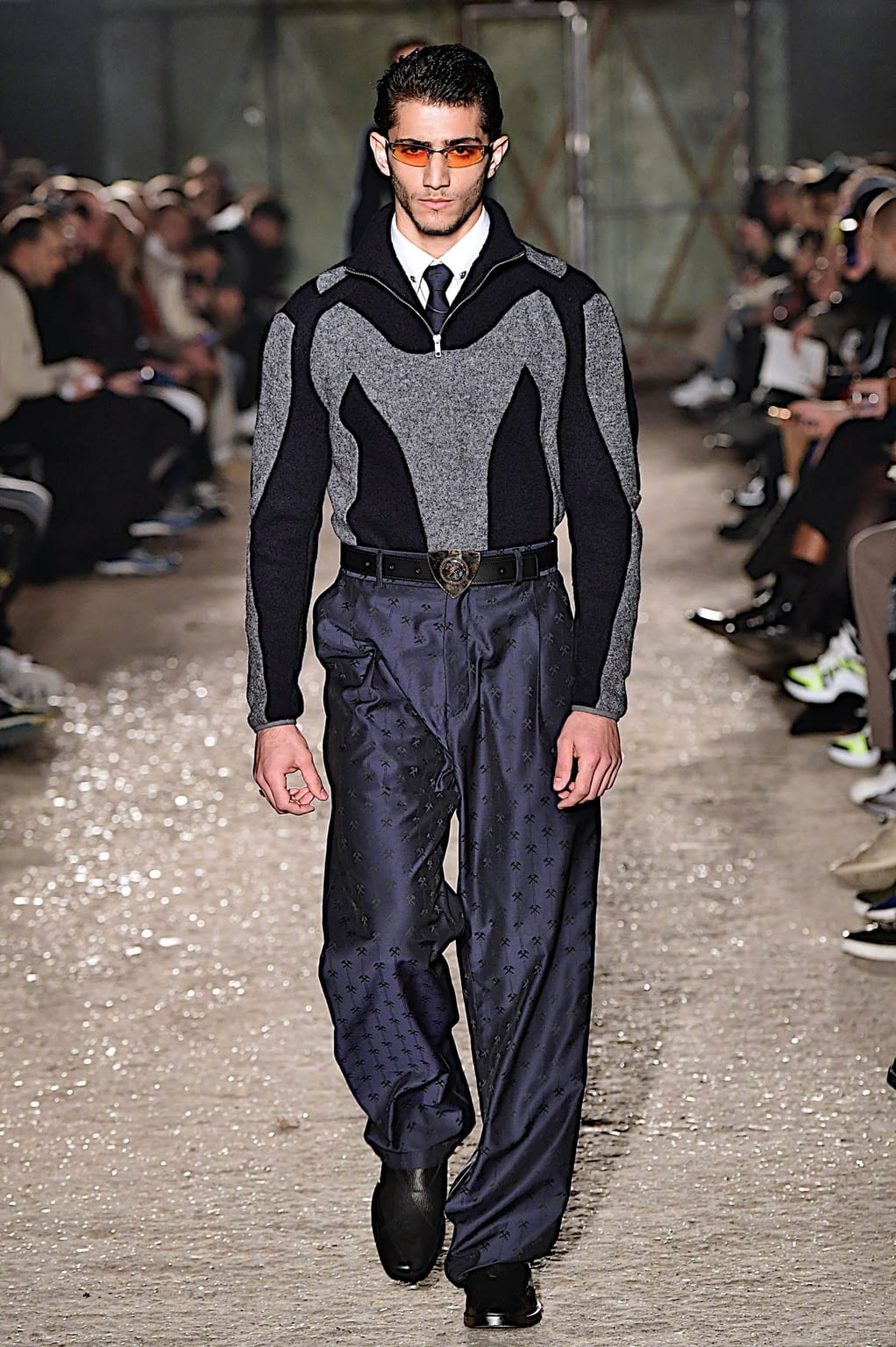 Fashion Week Paris Fall/Winter 2019 look 2 from the GmbH collection menswear