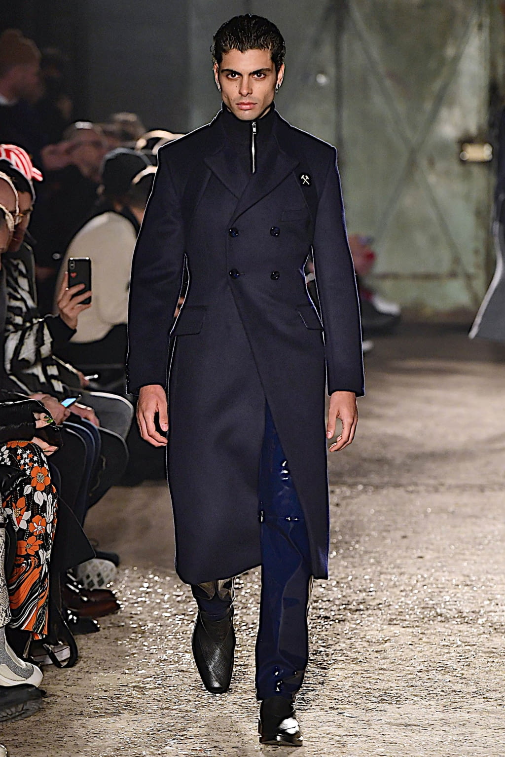 Fashion Week Paris Fall/Winter 2019 look 11 from the GmbH collection 男装