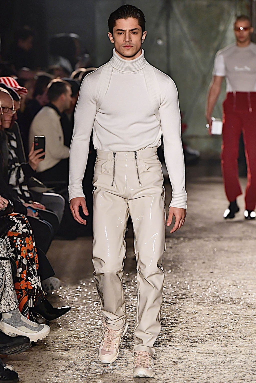 Fashion Week Paris Fall/Winter 2019 look 26 from the GmbH collection 男装