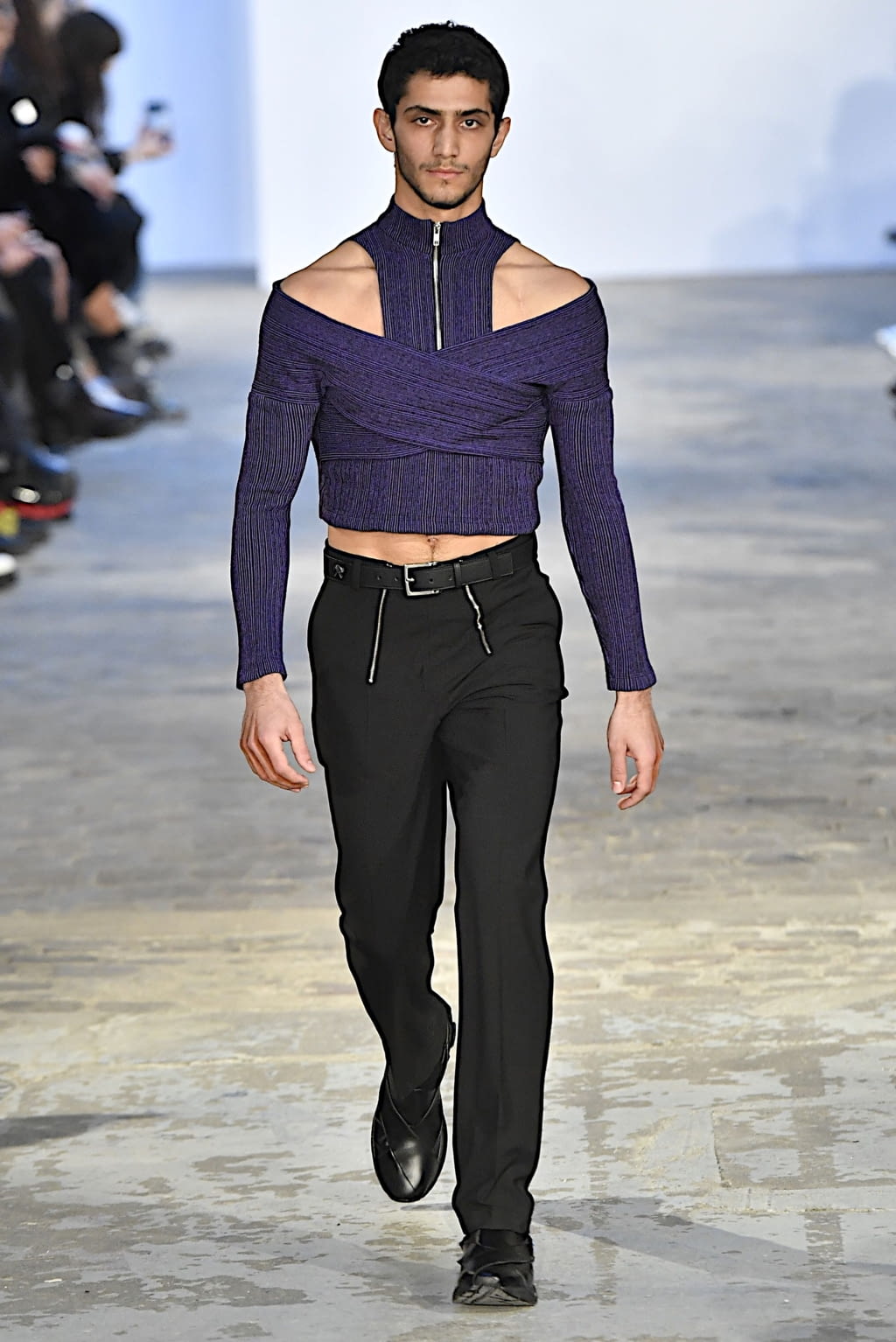 Fashion Week Paris Fall/Winter 2020 look 17 from the GmbH collection 男装