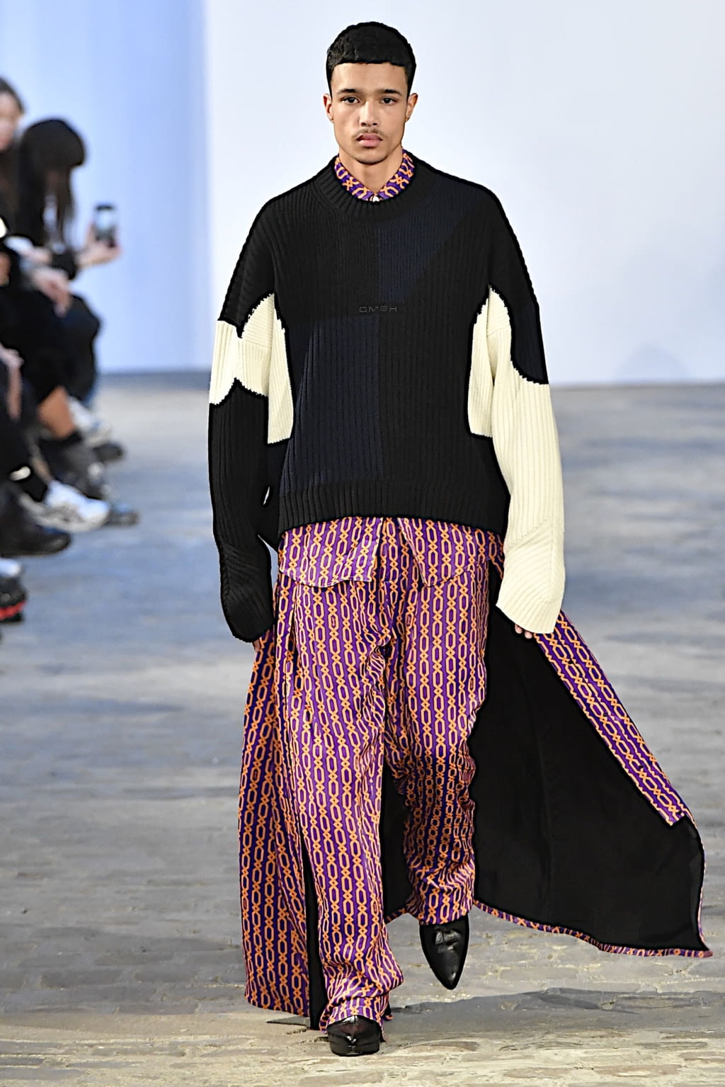 Fashion Week Paris Fall/Winter 2020 look 18 from the GmbH collection 男装