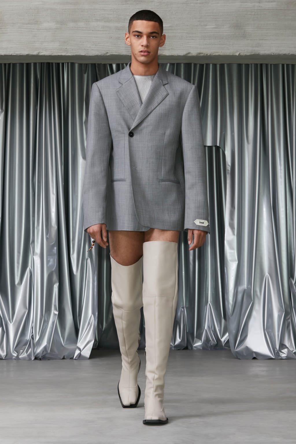 Fashion Week Paris Fall/Winter 2022 look 7 from the GmbH collection 男装