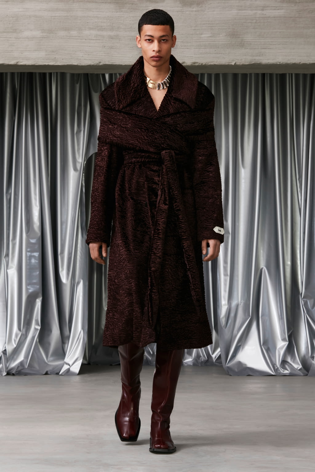 Fashion Week Paris Fall/Winter 2022 look 9 from the GmbH collection 男装