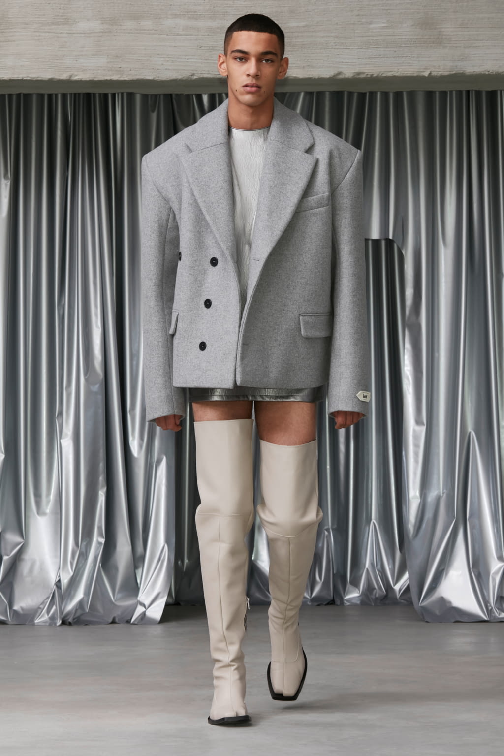 Fashion Week Paris Fall/Winter 2022 look 12 from the GmbH collection 男装