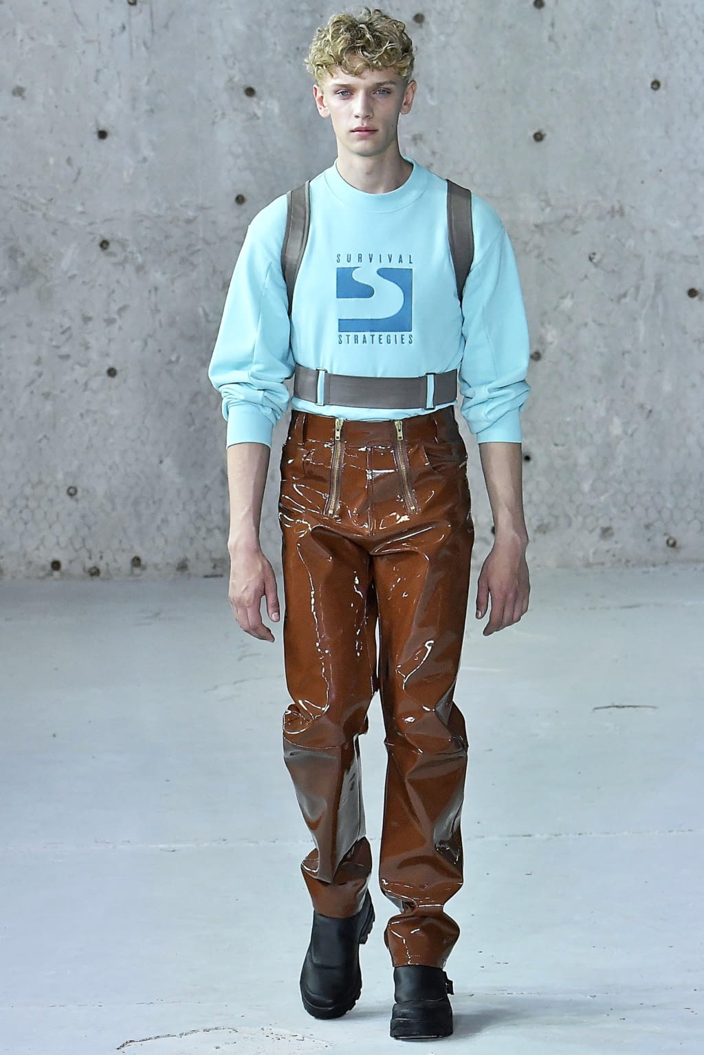 Fashion Week Paris Spring/Summer 2019 look 21 from the GmbH collection 男装