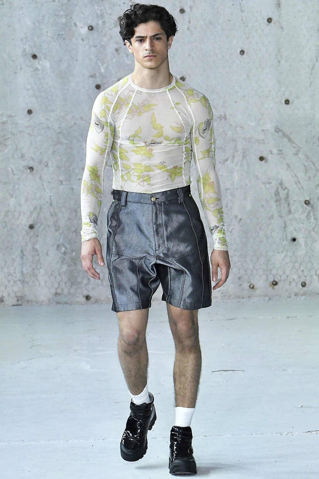 Fashion Week Paris Spring/Summer 2019 look 29 from the GmbH collection menswear