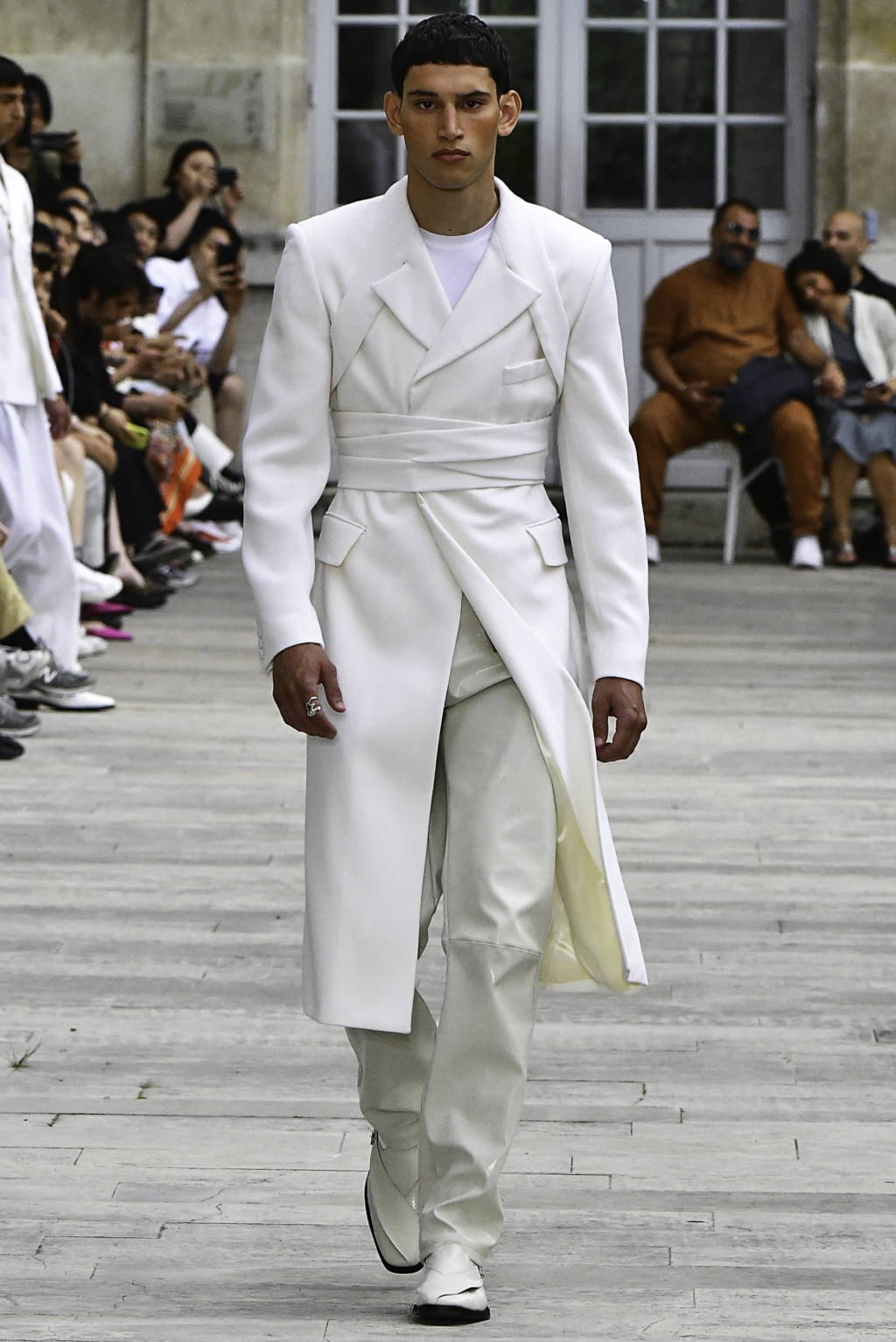 Fashion Week Paris Spring/Summer 2020 look 1 from the GmbH collection 男装