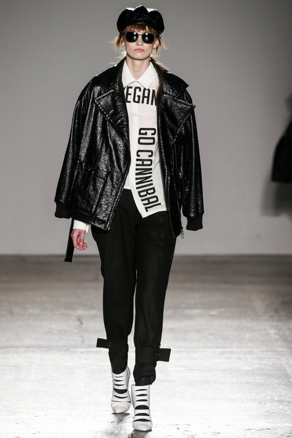 Fashion Week Milan Fall/Winter 2017 look 5 from the Grinko collection womenswear