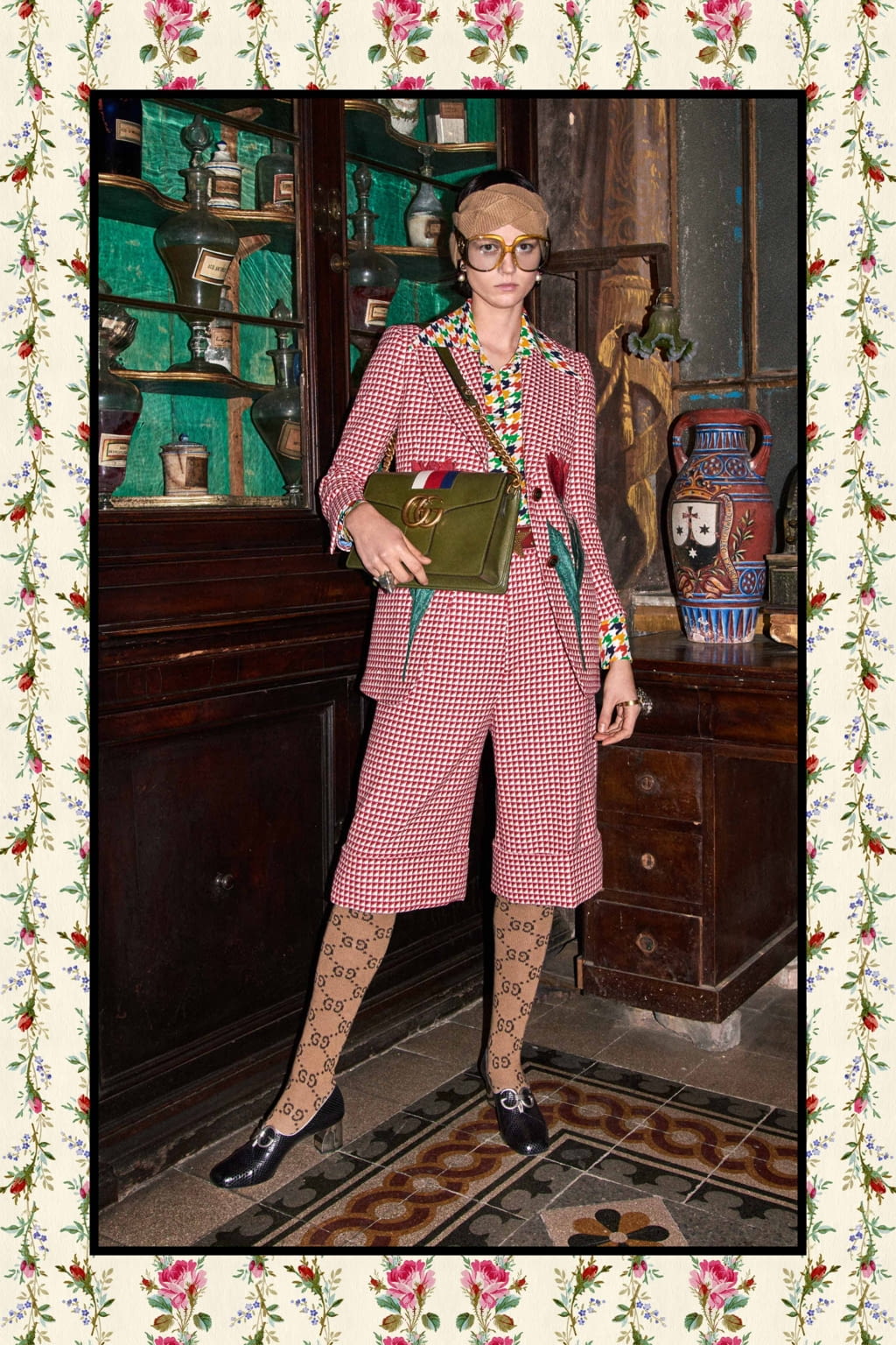 Fashion Week Milan Pre-Fall 2017 look 34 from the Gucci collection womenswear