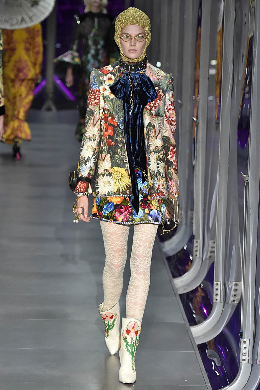 Fashion Week Milan Fall/Winter 2017 look 7 de la collection Gucci womenswear