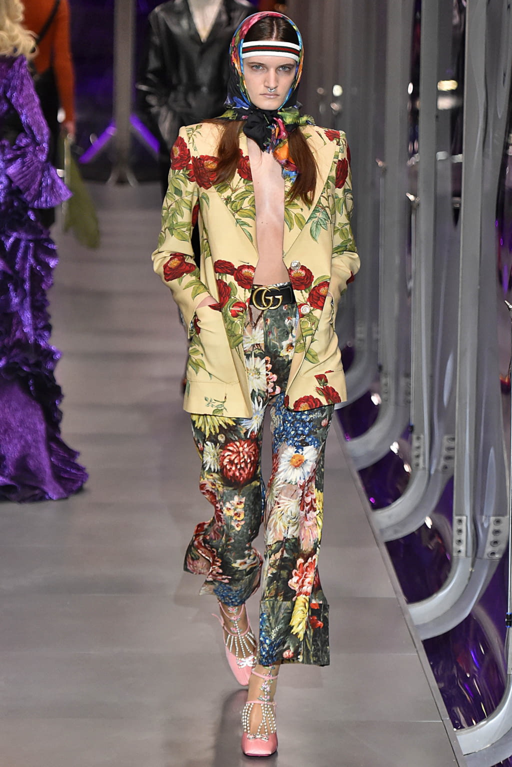Fashion Week Milan Fall/Winter 2017 look 43 from the Gucci collection 女装