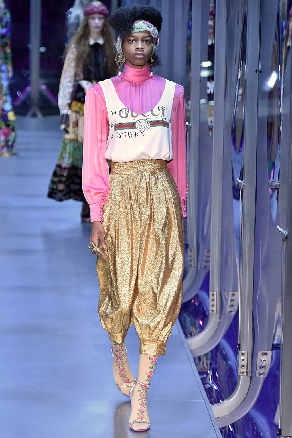 Fashion Week Milan Fall/Winter 2017 look 69 de la collection Gucci womenswear